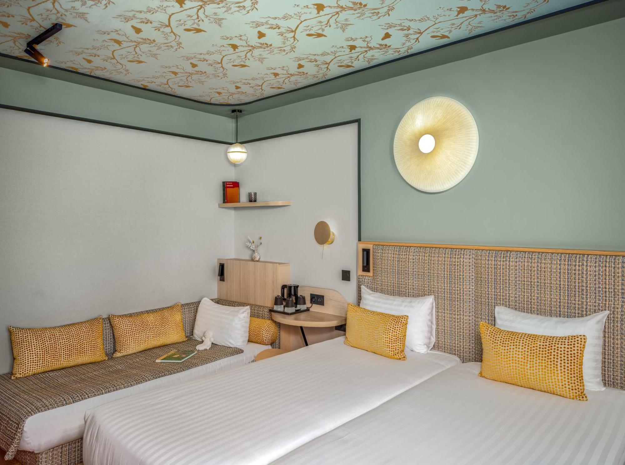 Executive Triple Room 3 Single Beds