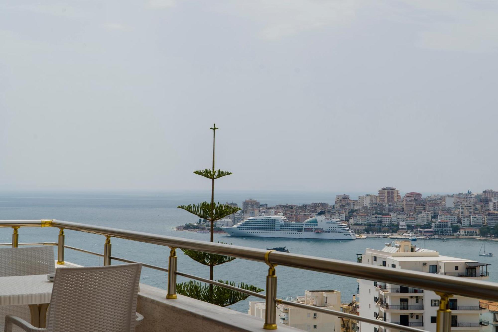 Habitación Triple Deluxe con vistas al mar