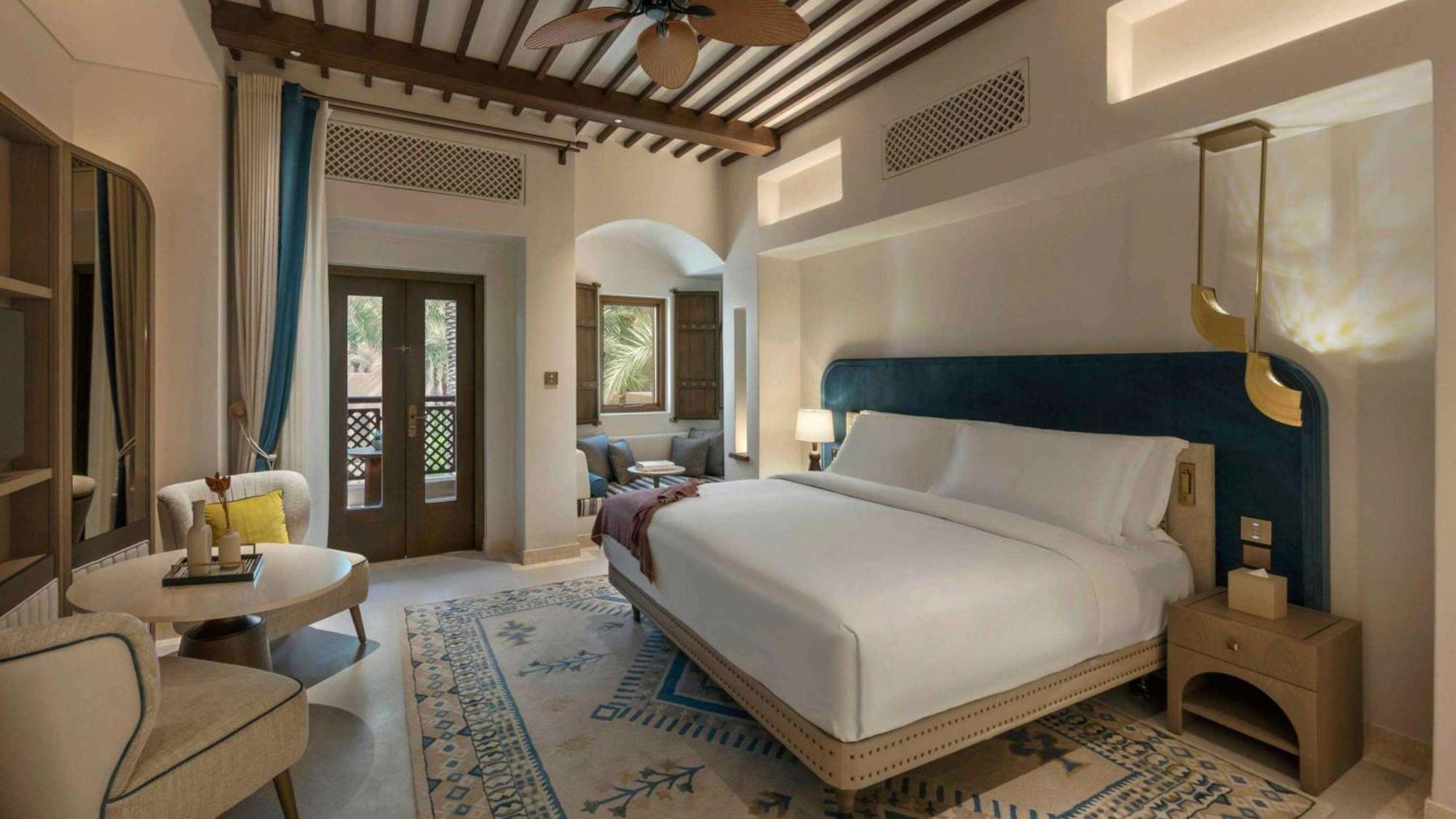 Deluxe Garden View King Room