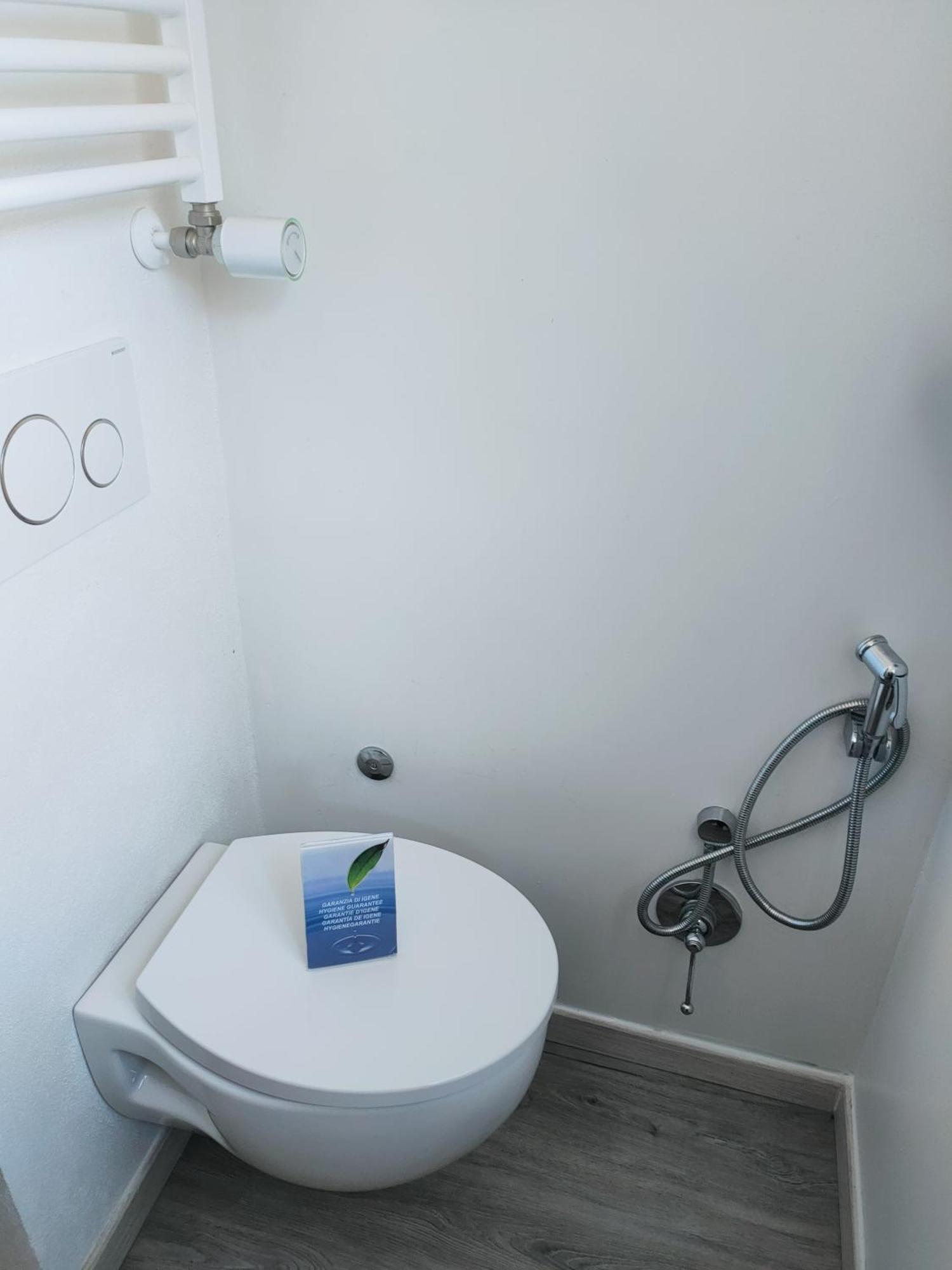 Double or Twin Room with Private Bathroom,1699244151:JPEG