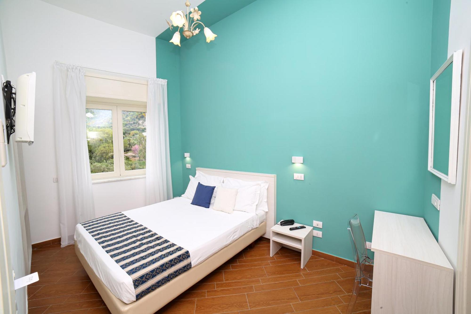 Superior Double Room Garden View
