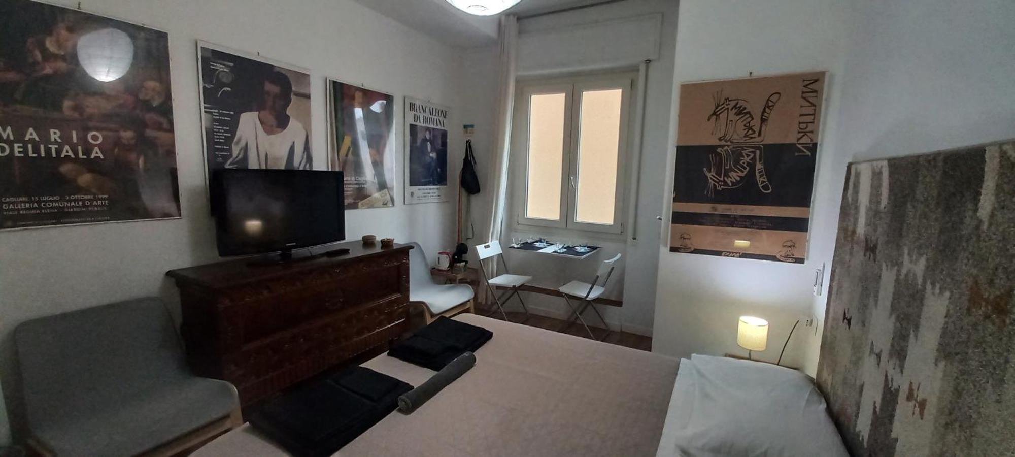 Double or Twin Room Private Bathroom