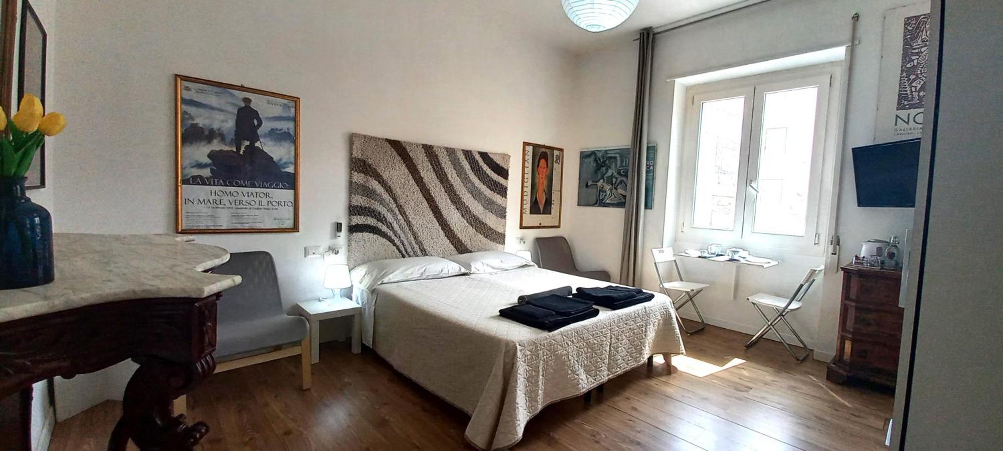 Double or Twin Room Private Bathroom