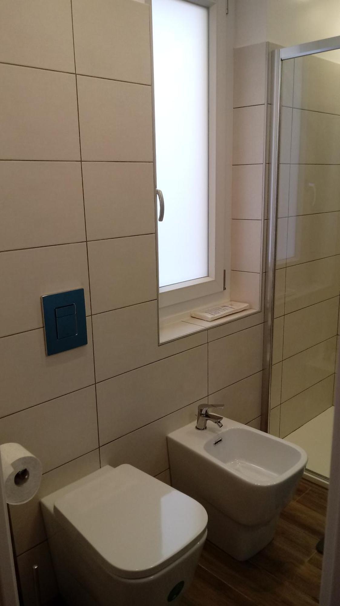 Double or Twin Room Private Bathroom