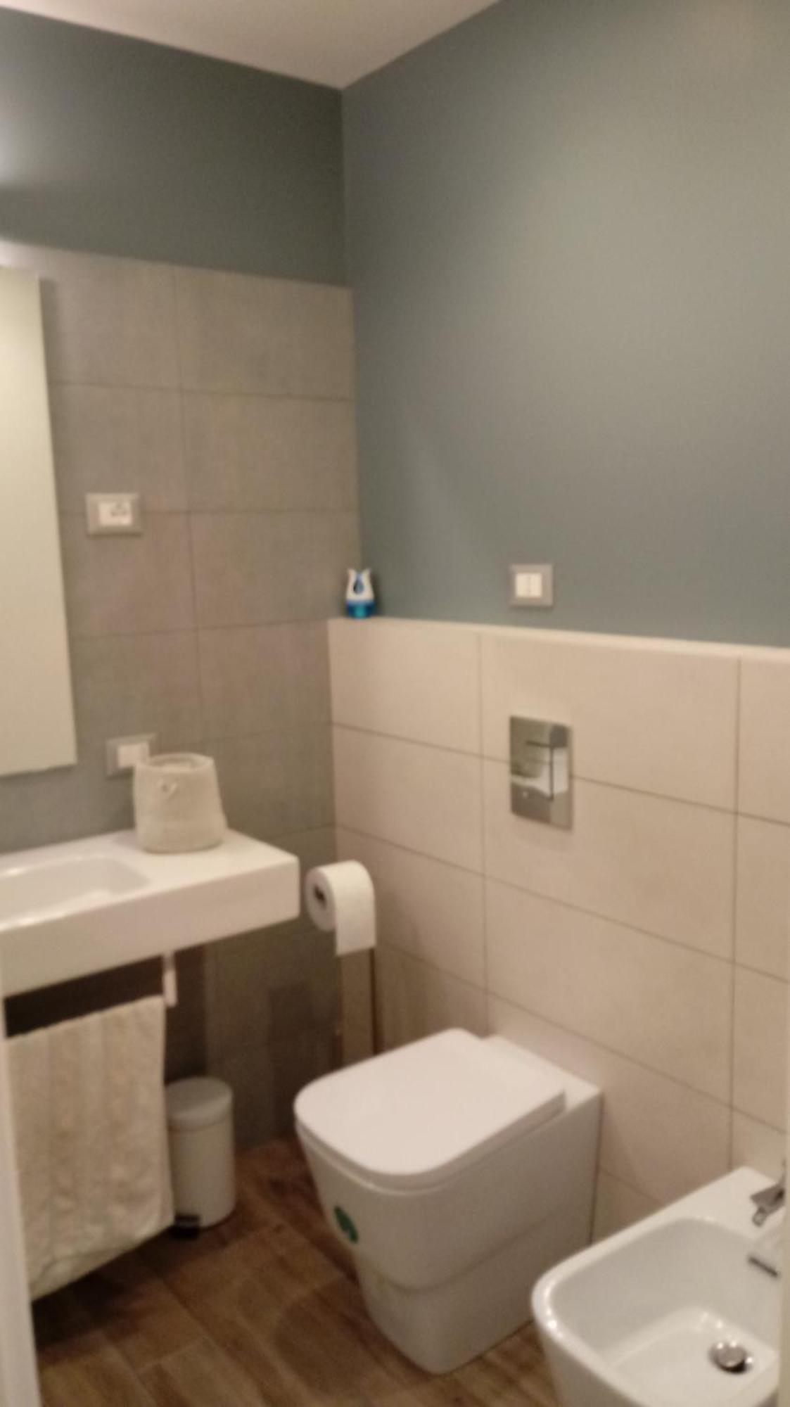 Double or Twin Room Private Bathroom