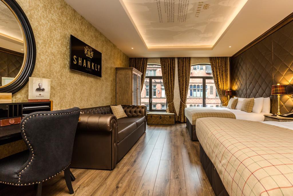 Standard Room (Sleeping 6)