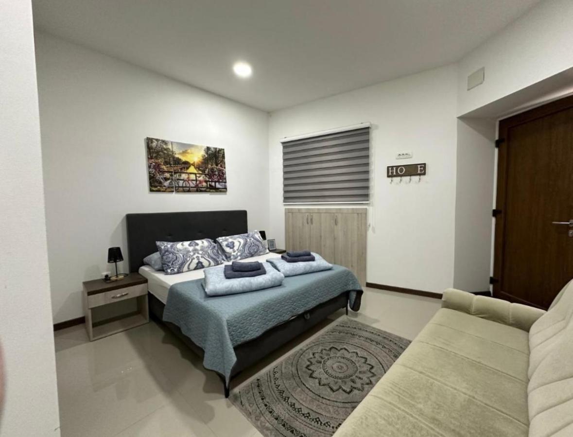 Apartment Ground Floor