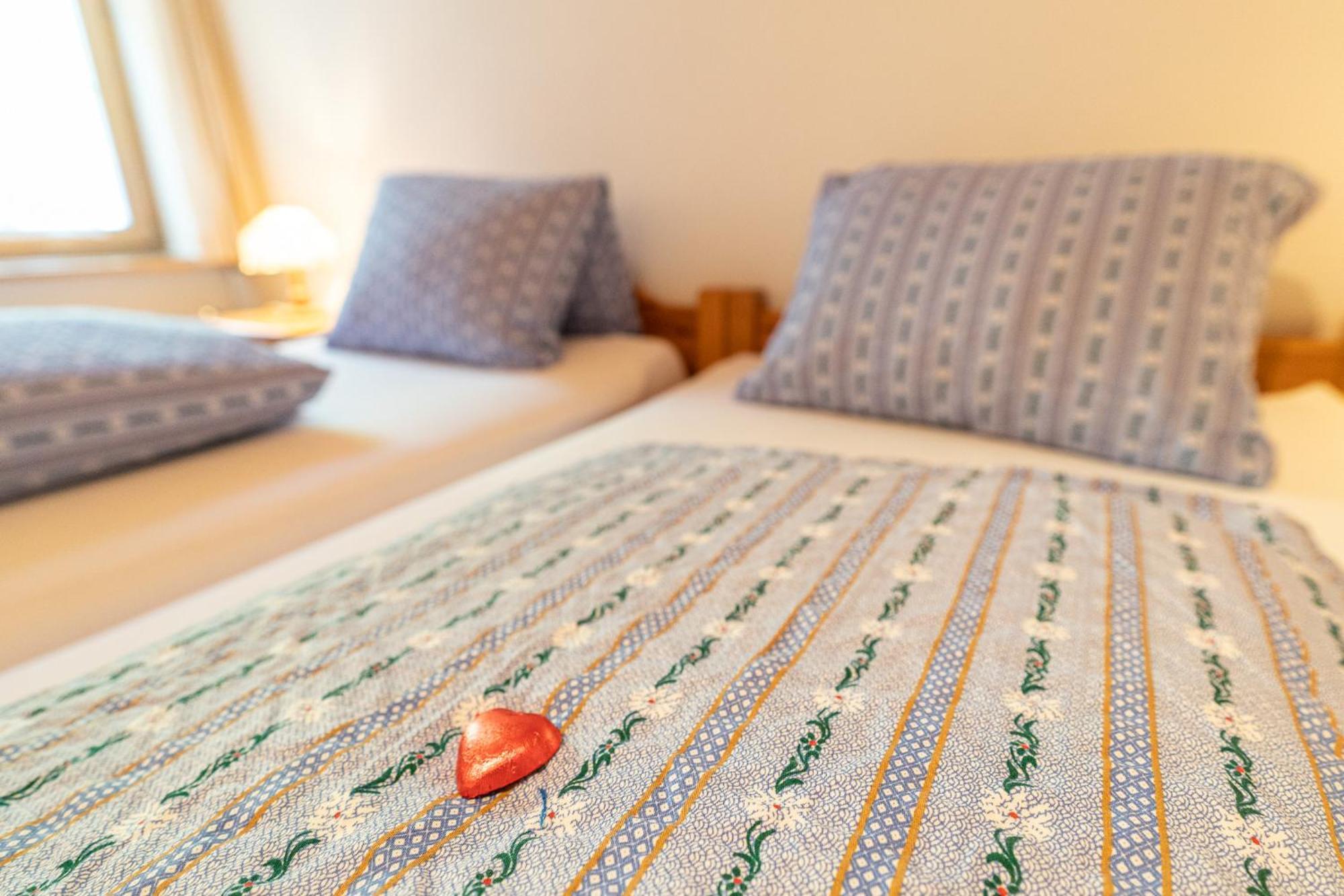 Doppelzimmer mit Gemeinschaftsbad 13