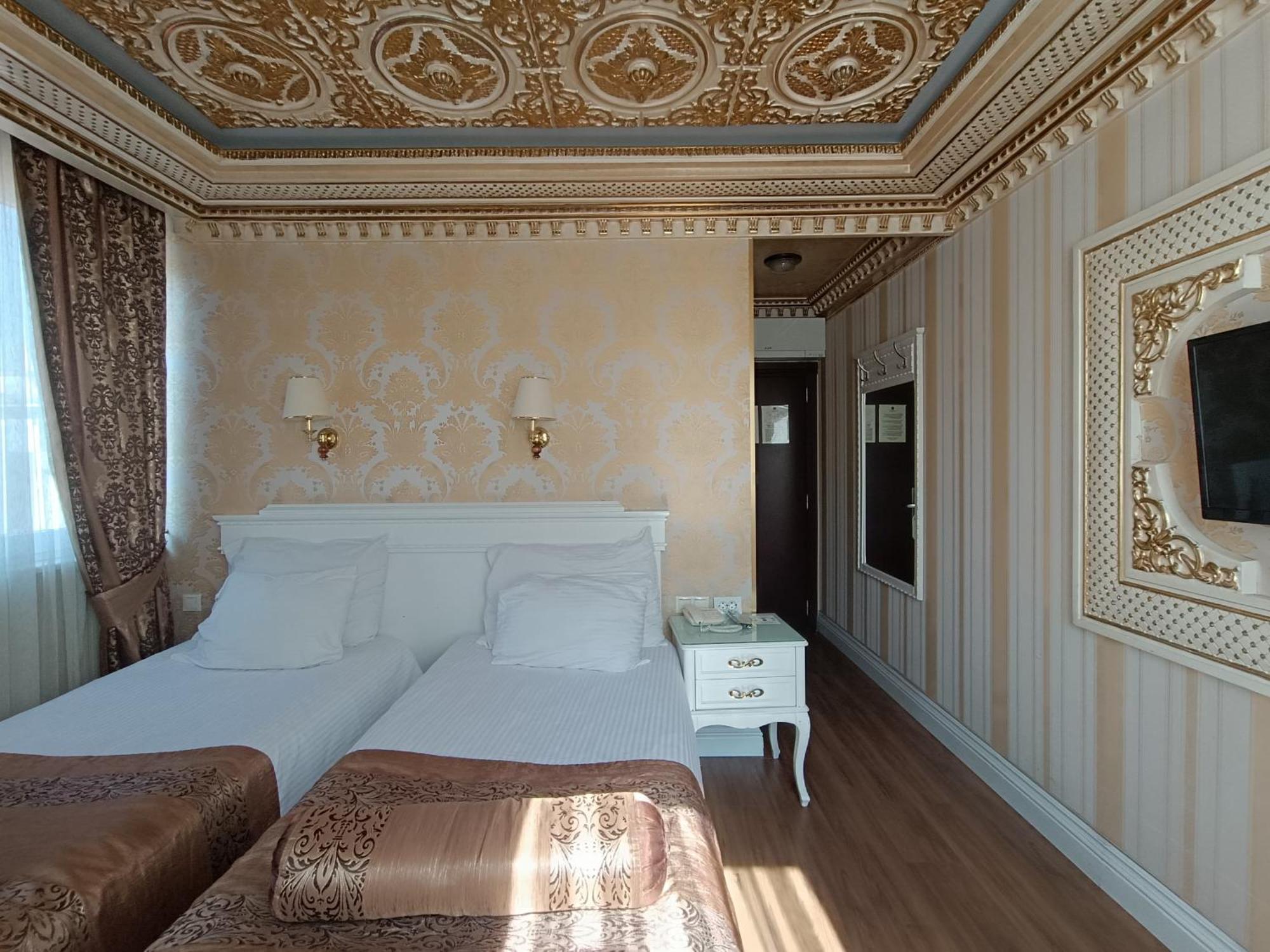 Double or Twin Room Extra Bed