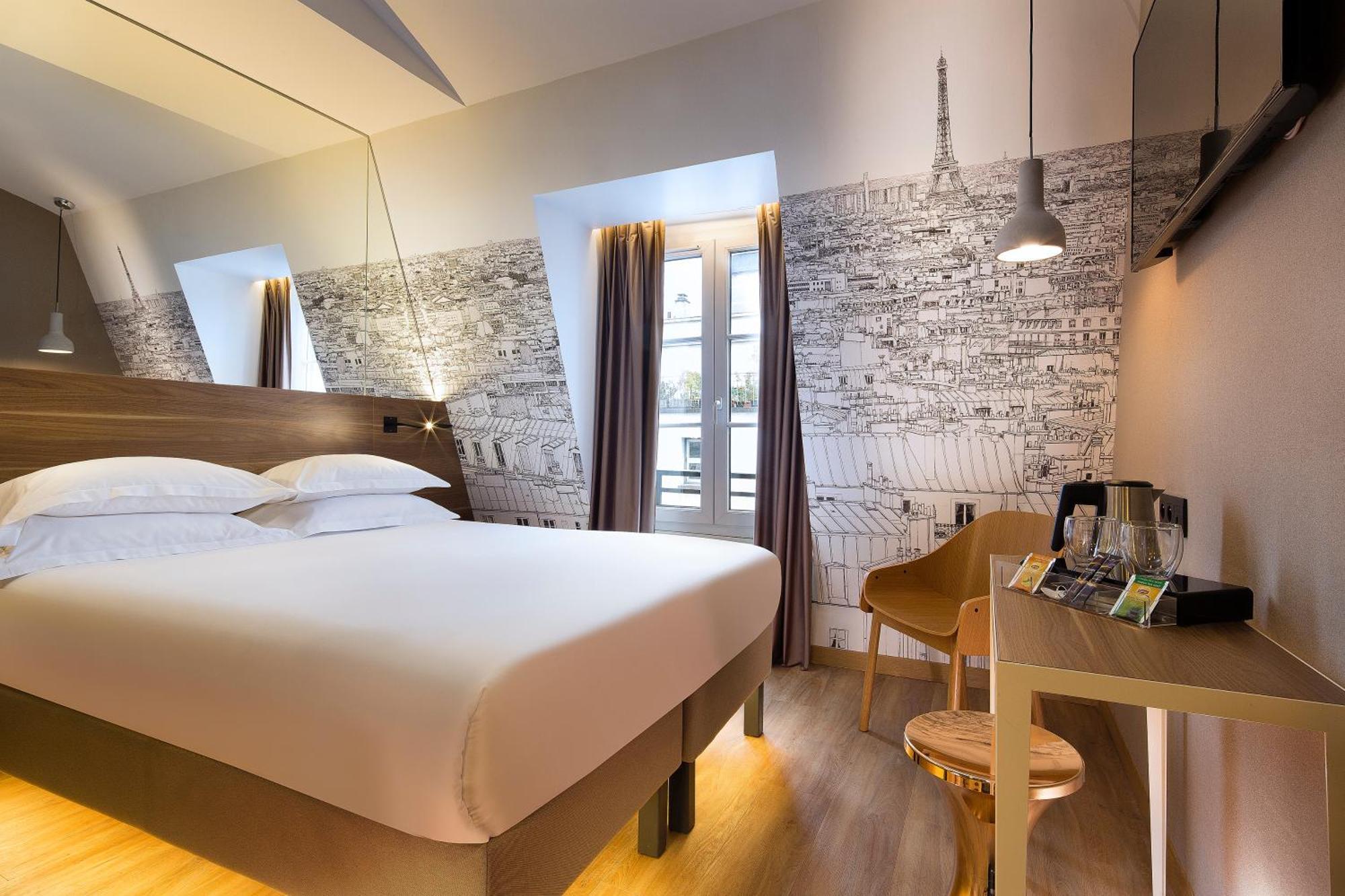 Double Room Eiffel Tower View