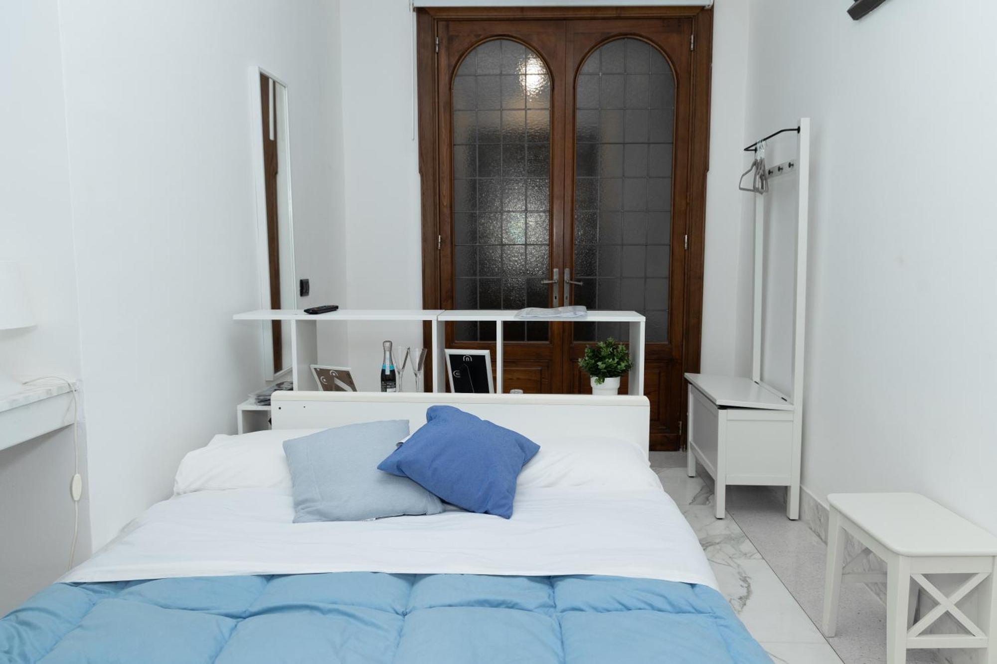 Double Room Private External Bathroom