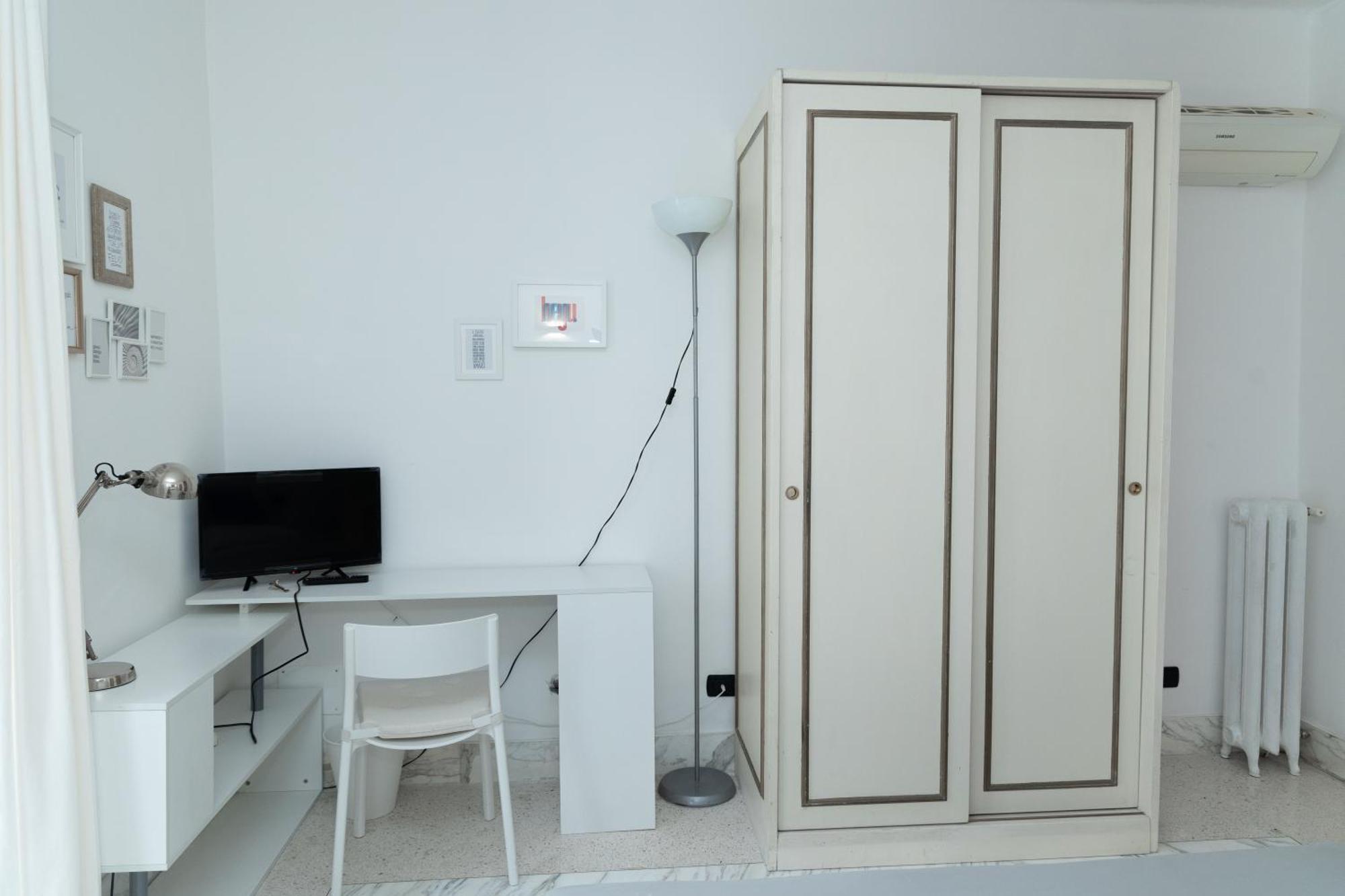 Double Room Private Bathroom