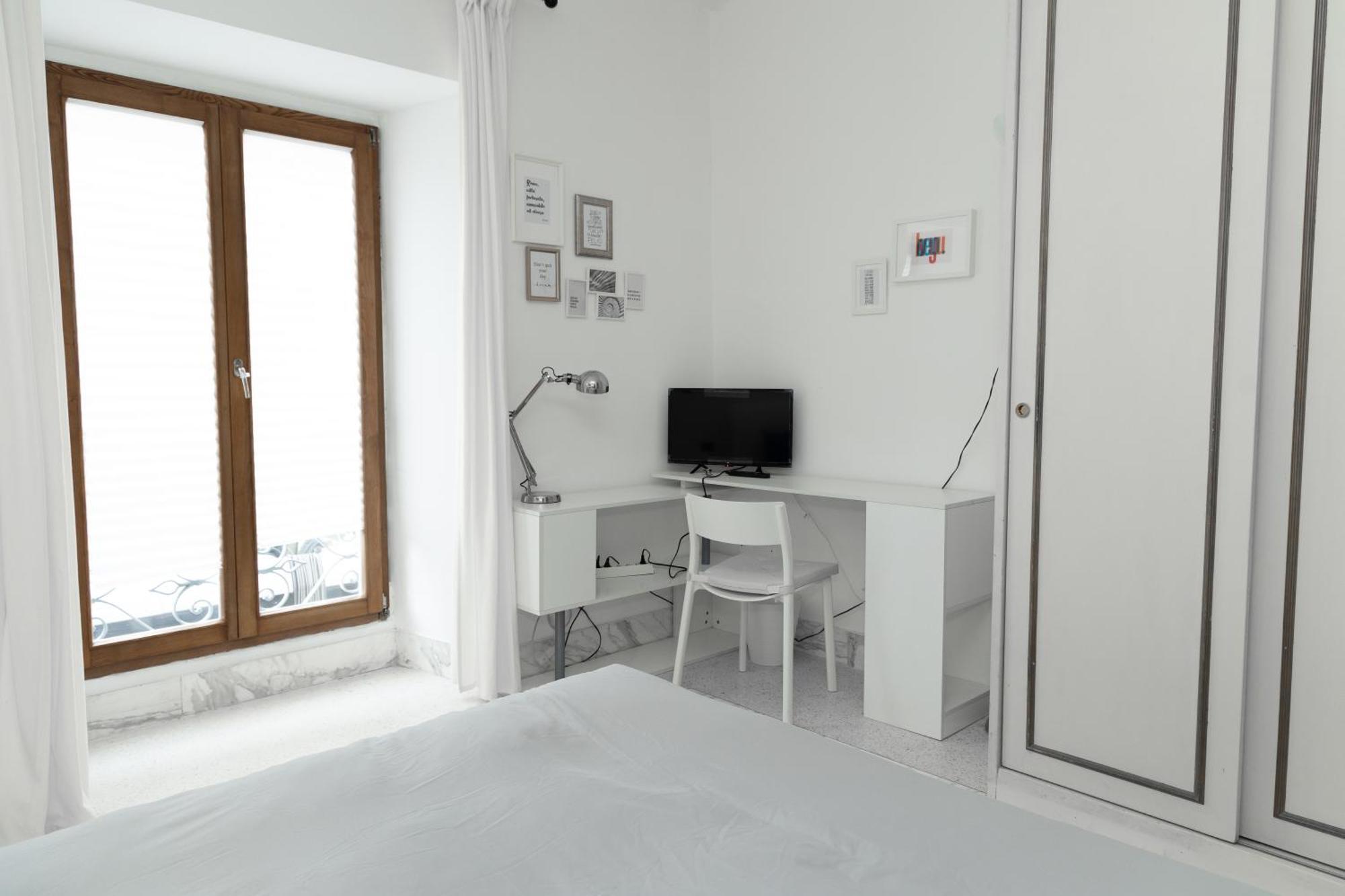 Double Room Private Bathroom