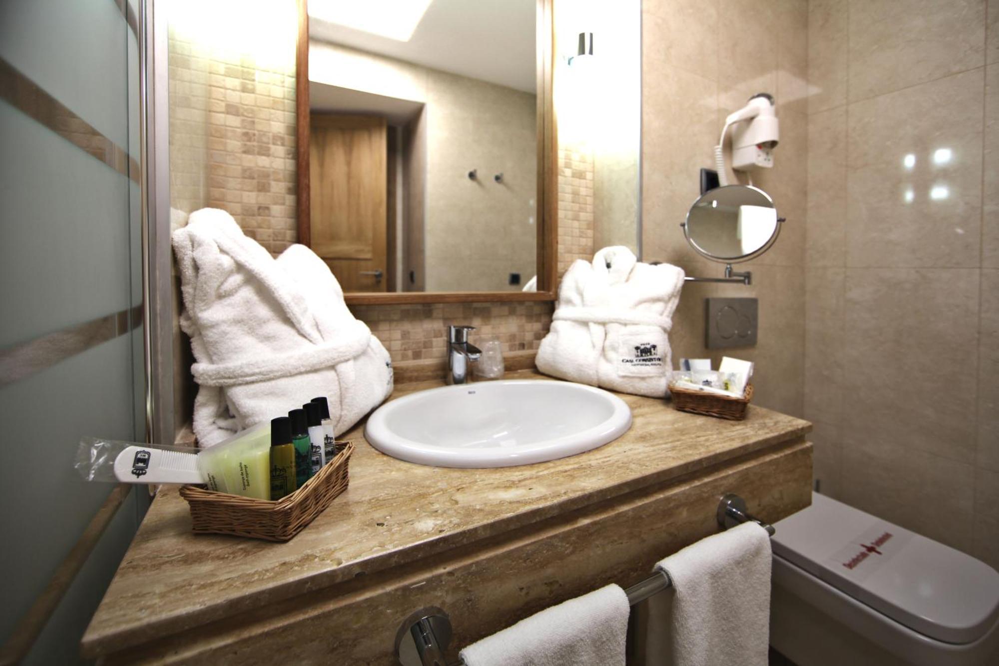 Two Connecting Double Rooms