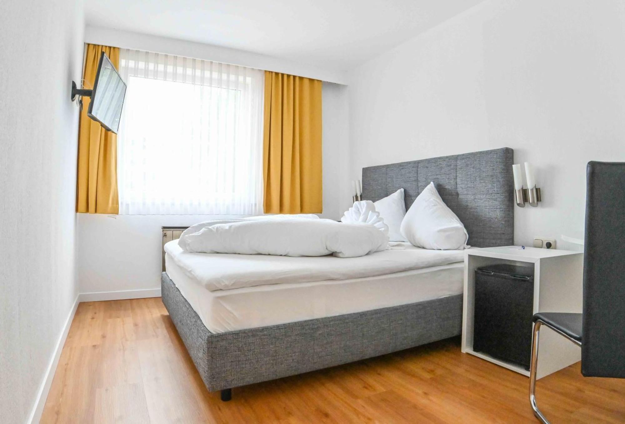 Small Double Room