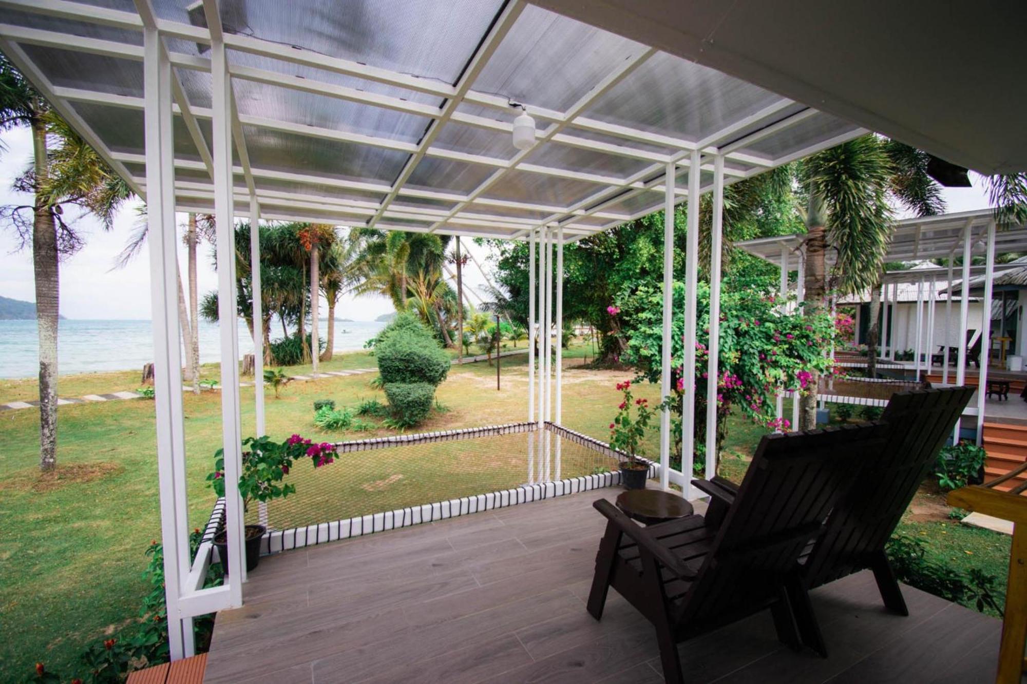 Comfort Bungalow Beach Front