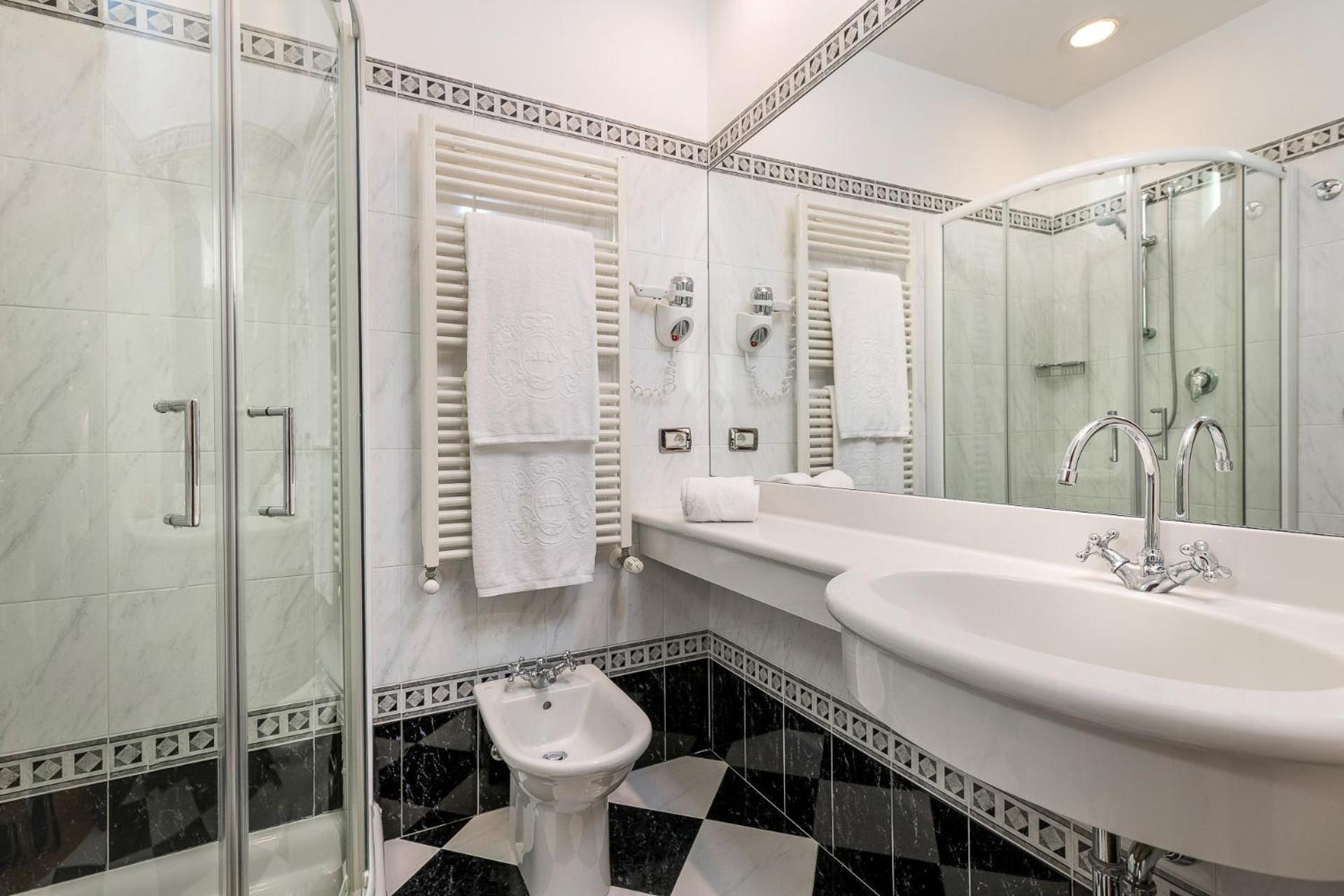 Comfort Double or Twin Room