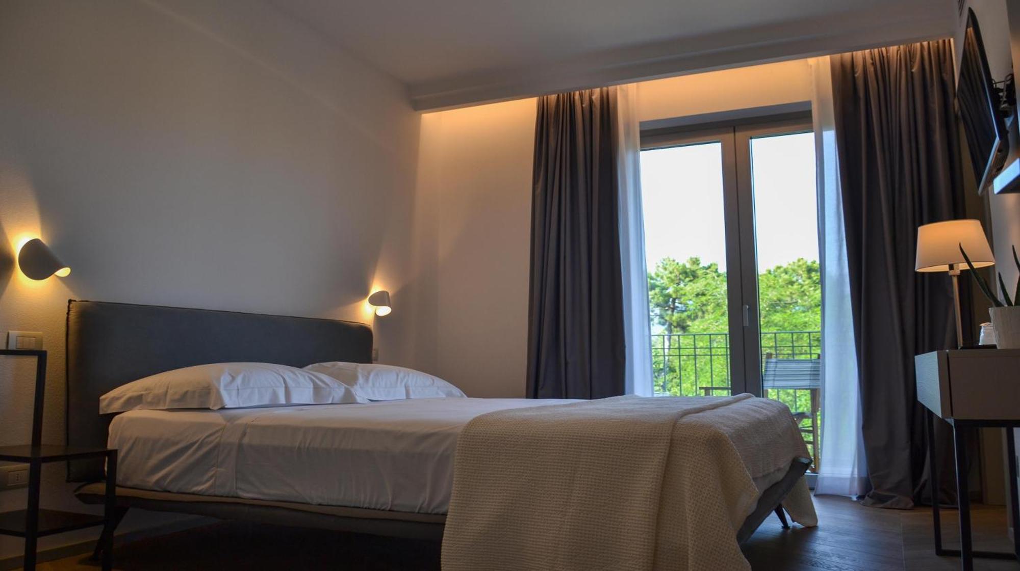 Doppelzimmer mit Gartenblick