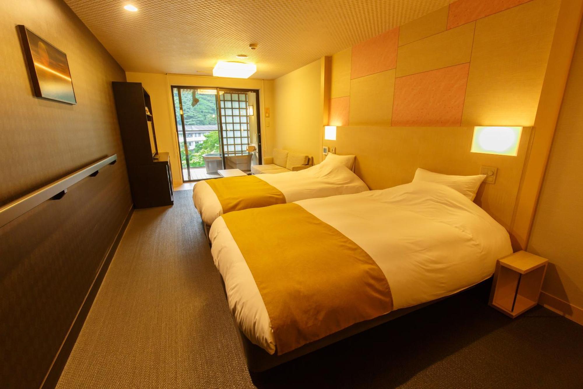 Standard Twin Room Open-Air Bath