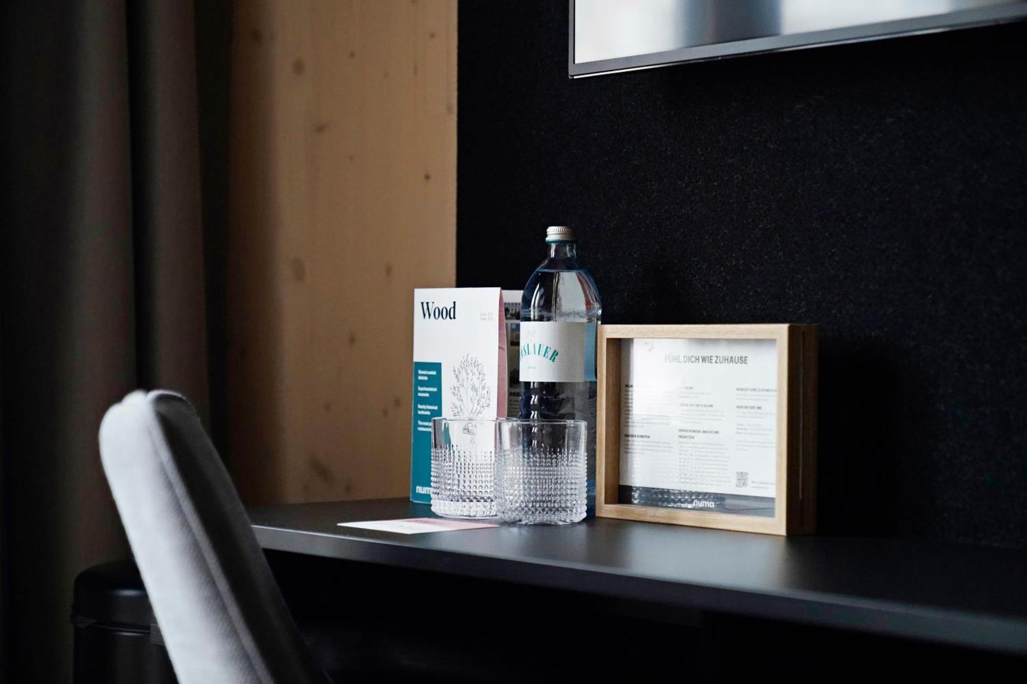 Medium Studio Kitchenette