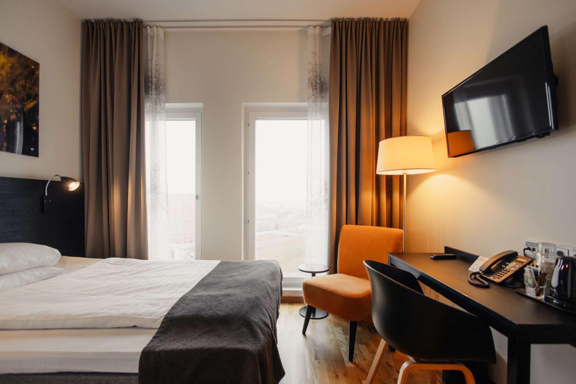 Single Room,1590370678:JPEG