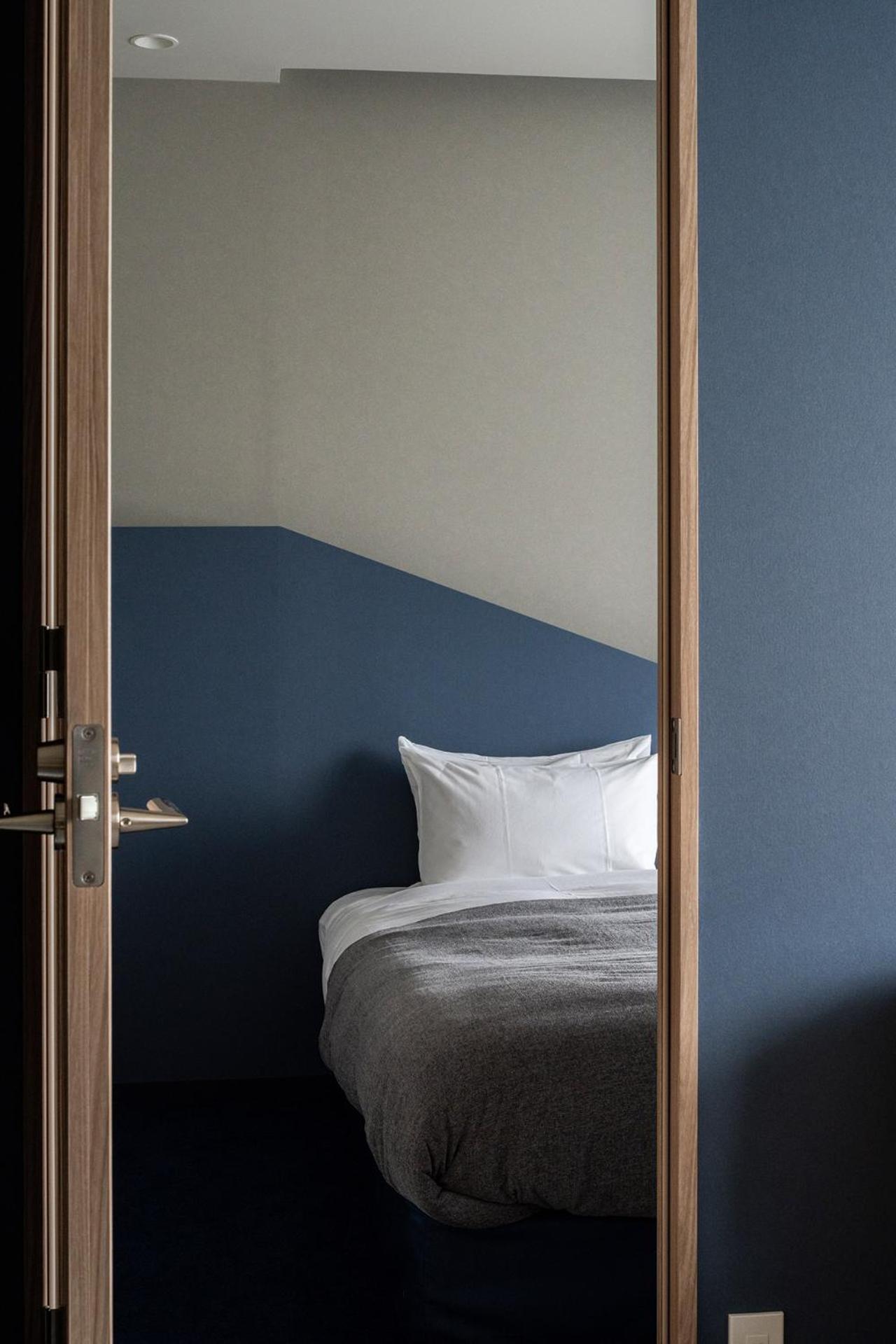 Premier One-Bedroom Apartment