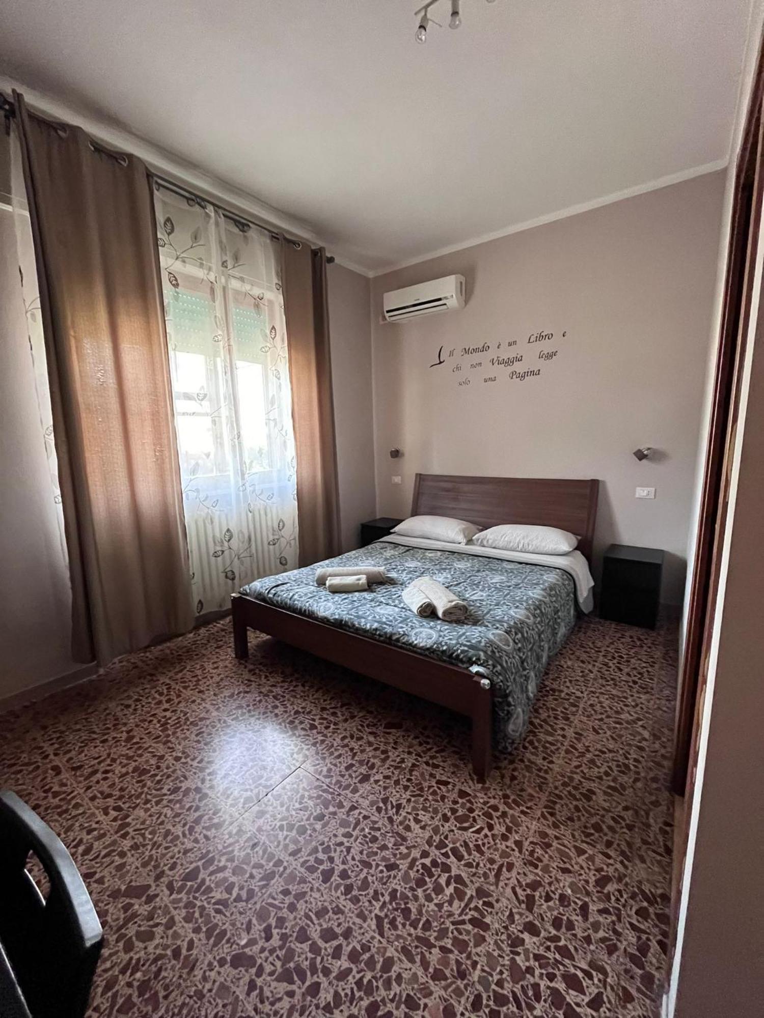 Double Room Private Bathroom