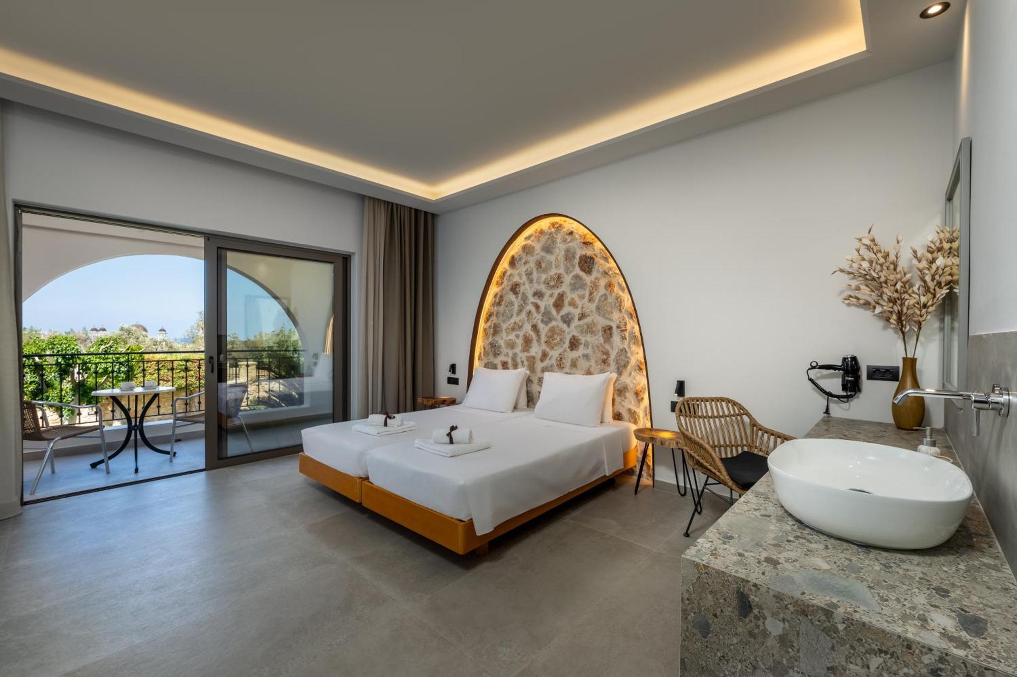 Deluxe Double or Twin Room
