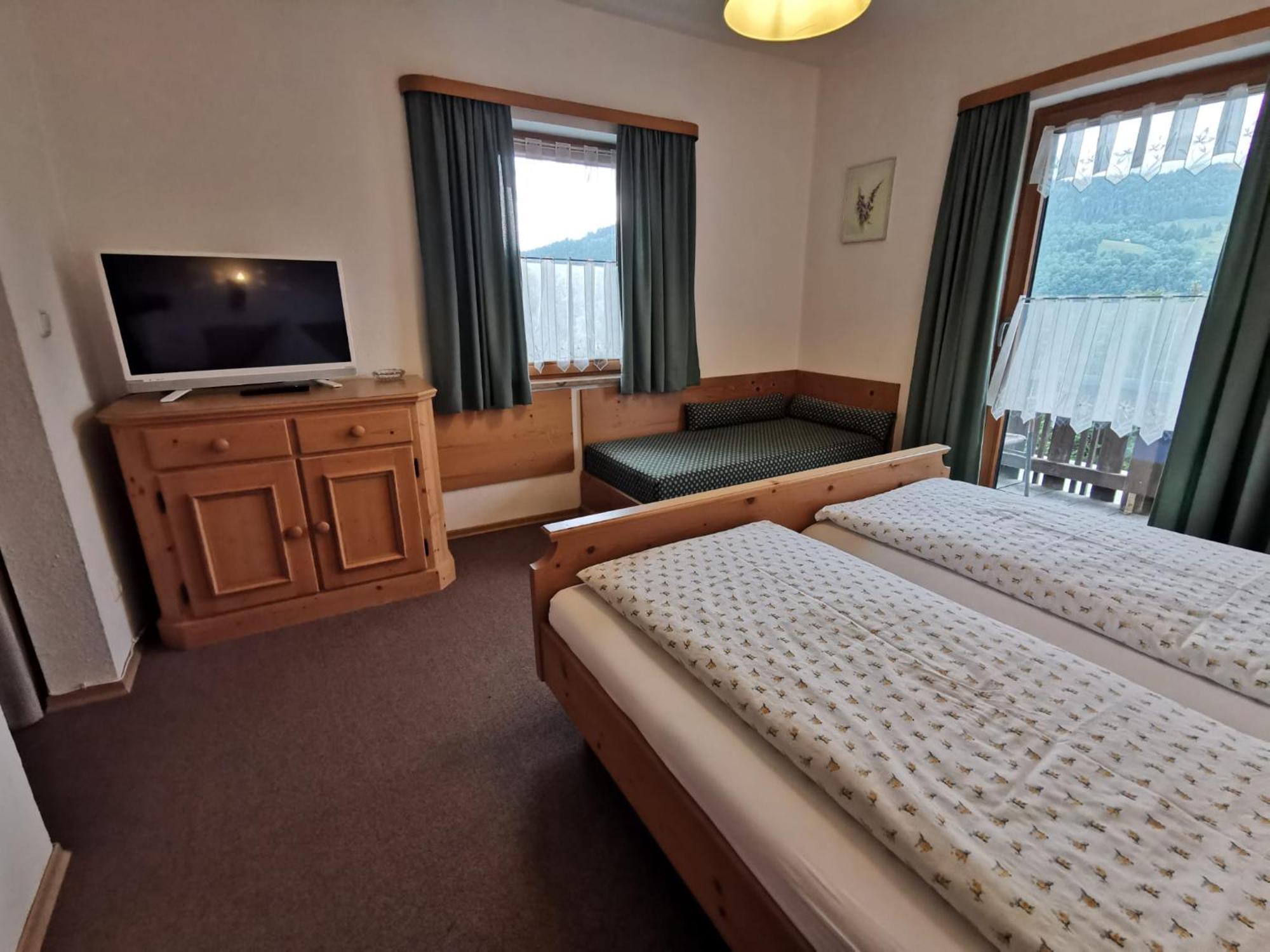 Double Room Mountain View