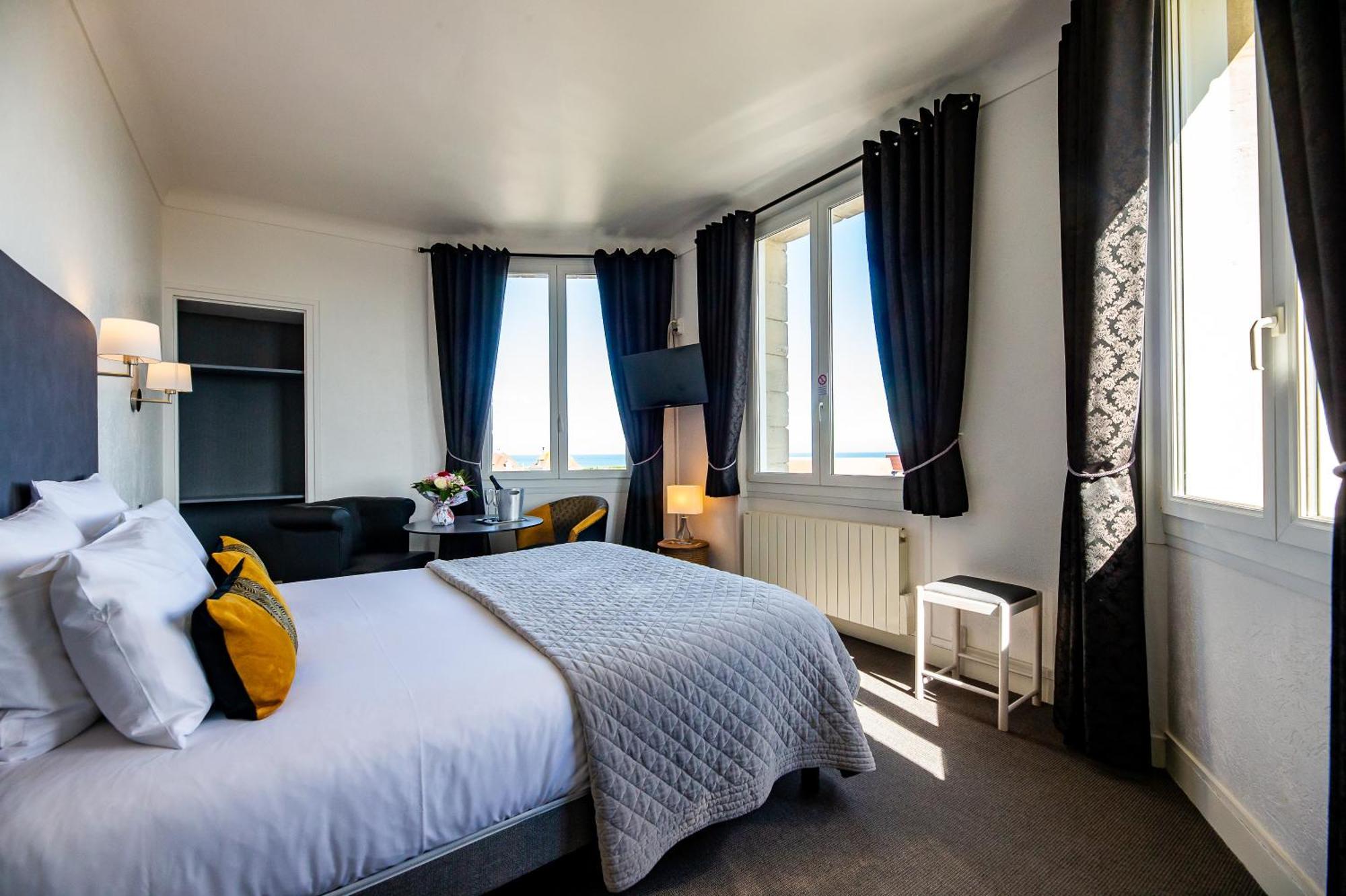 Superior Queen Room