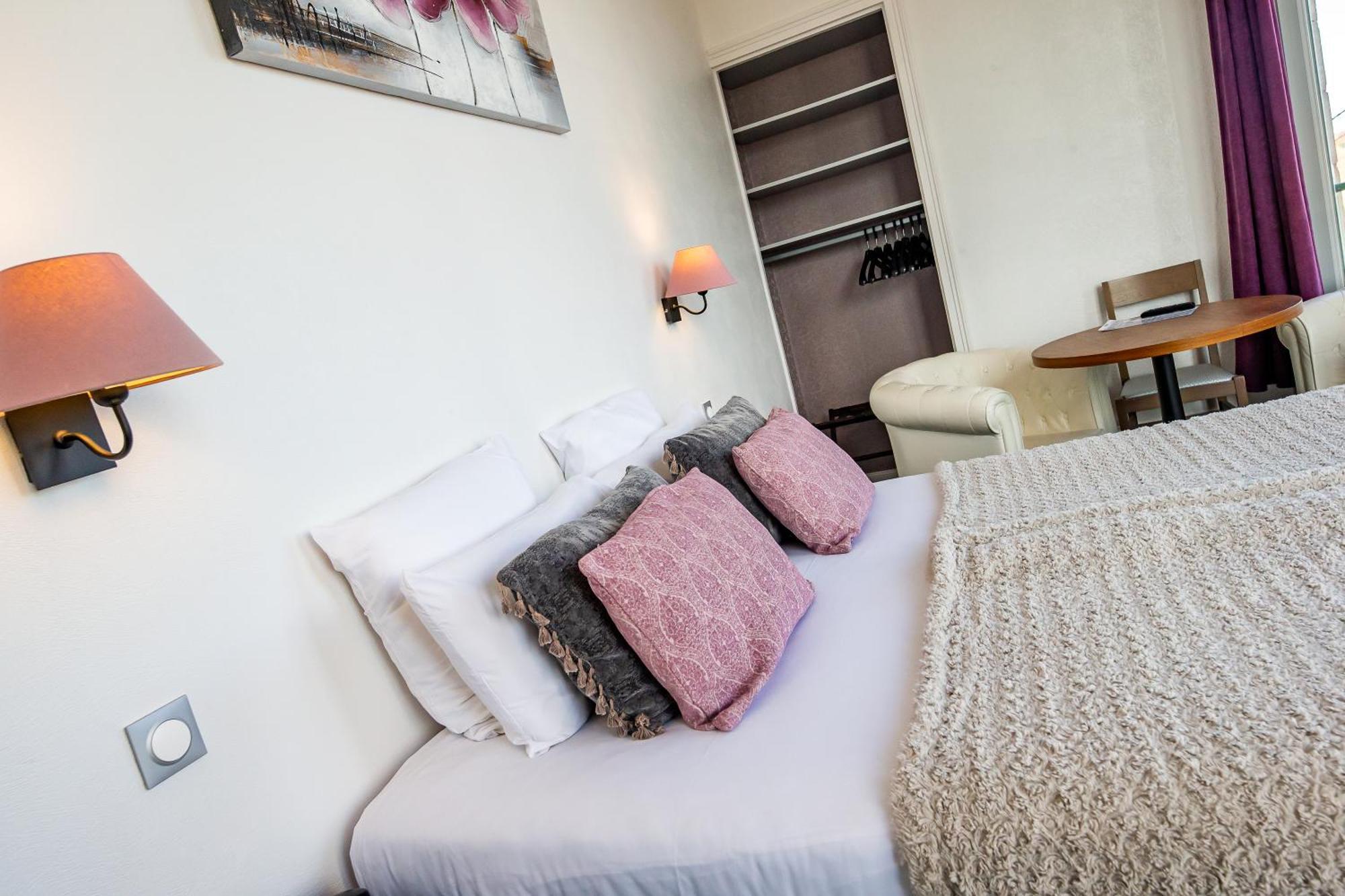 Superior Queen Room