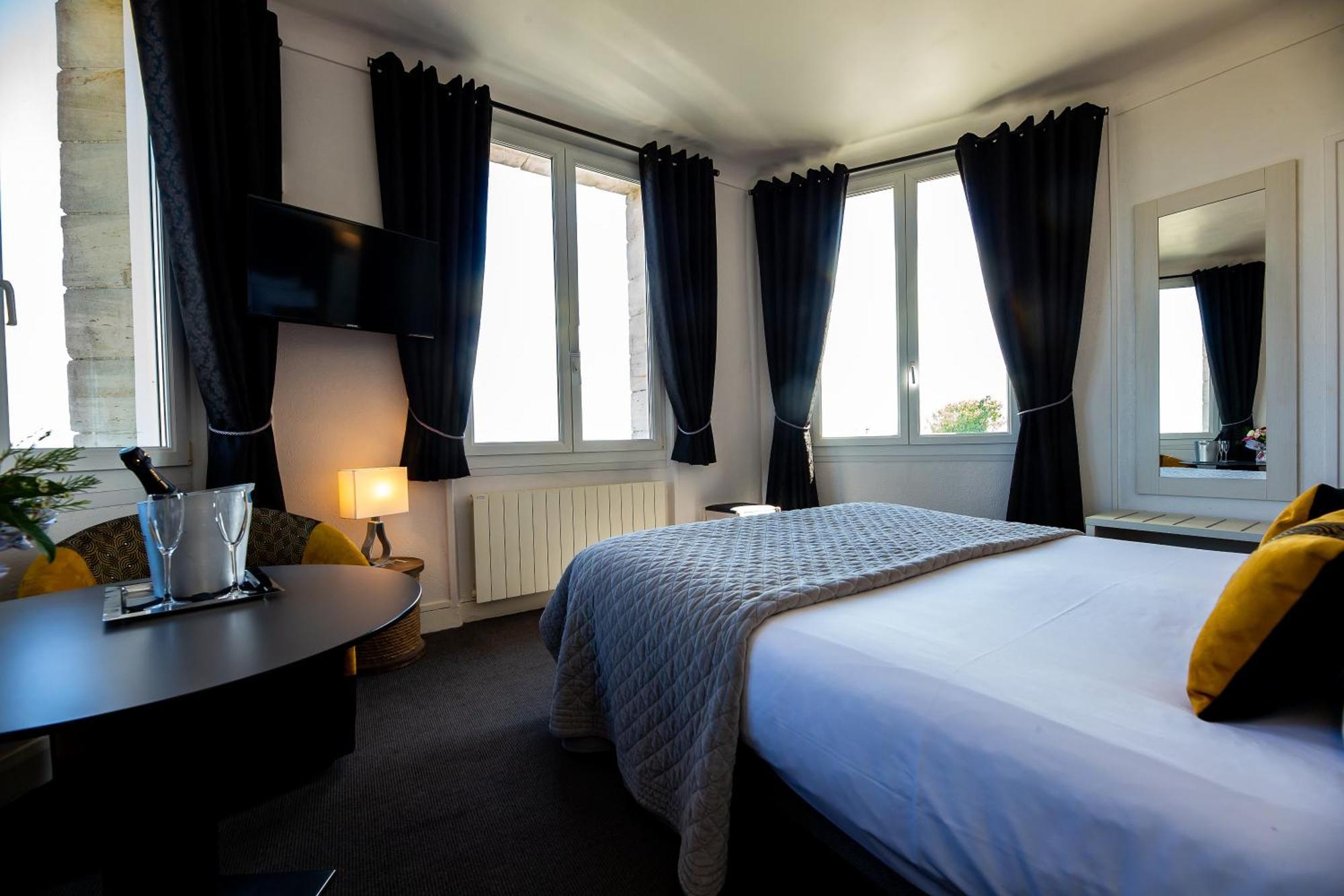 Superior Queen Room