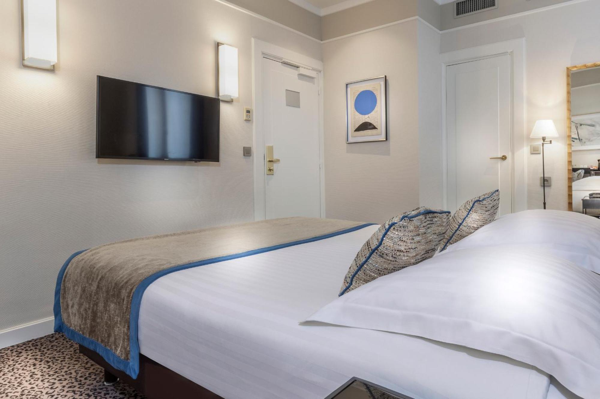 Prestige Room