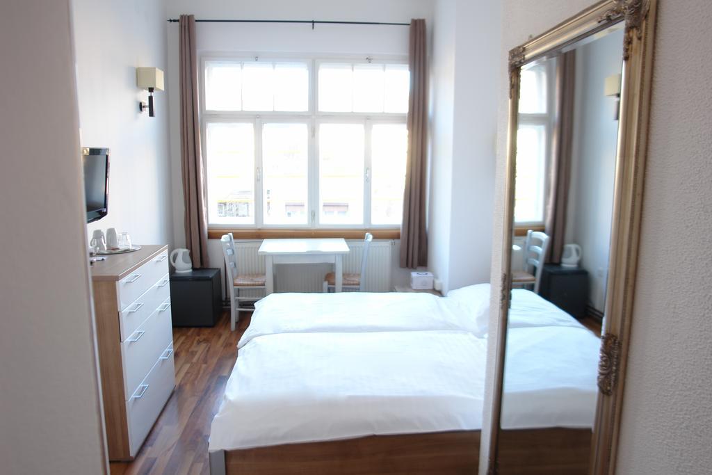 Double or Twin Room,162766542:JPEG