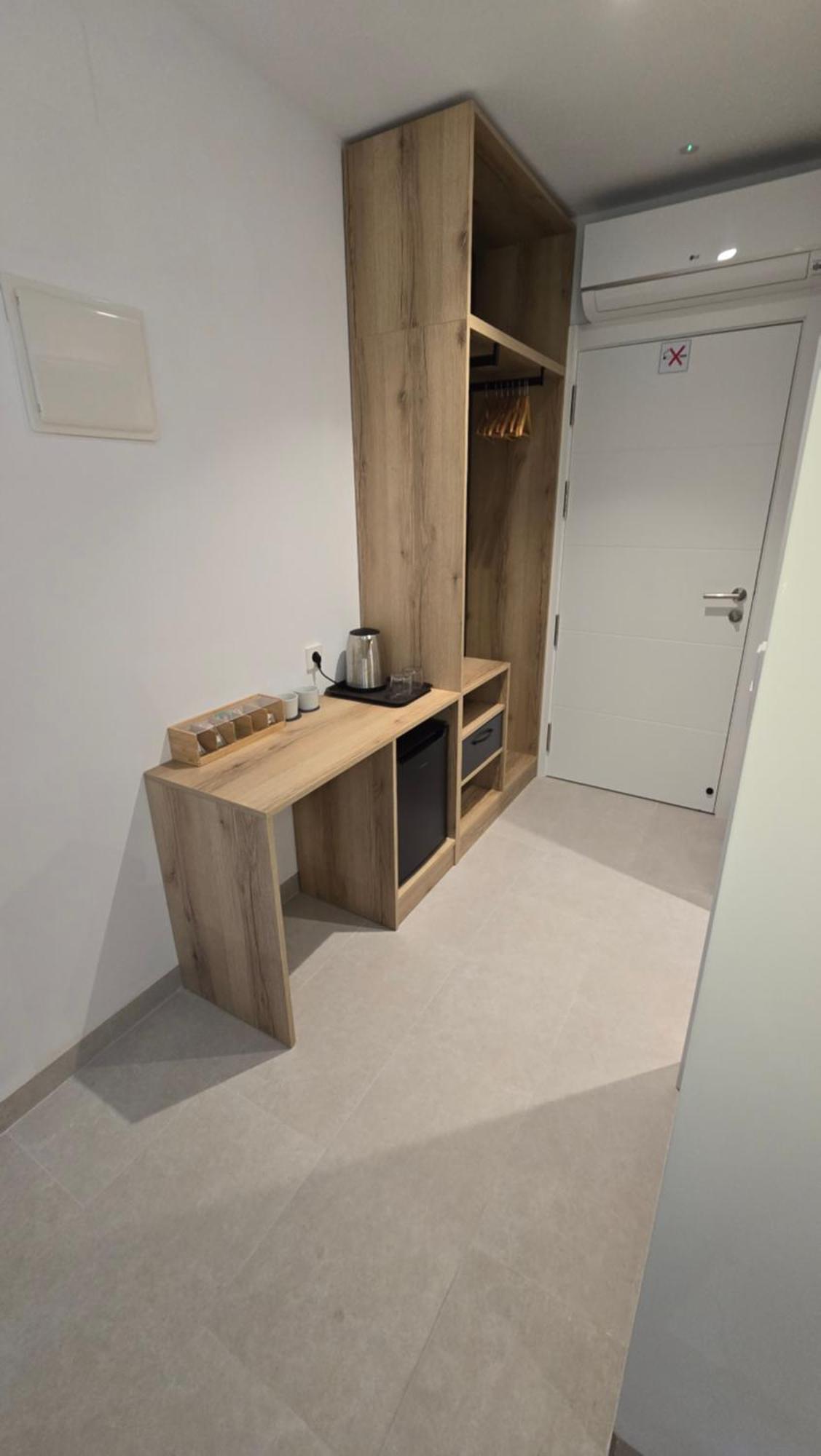 Double Room,1595351347:JPEG