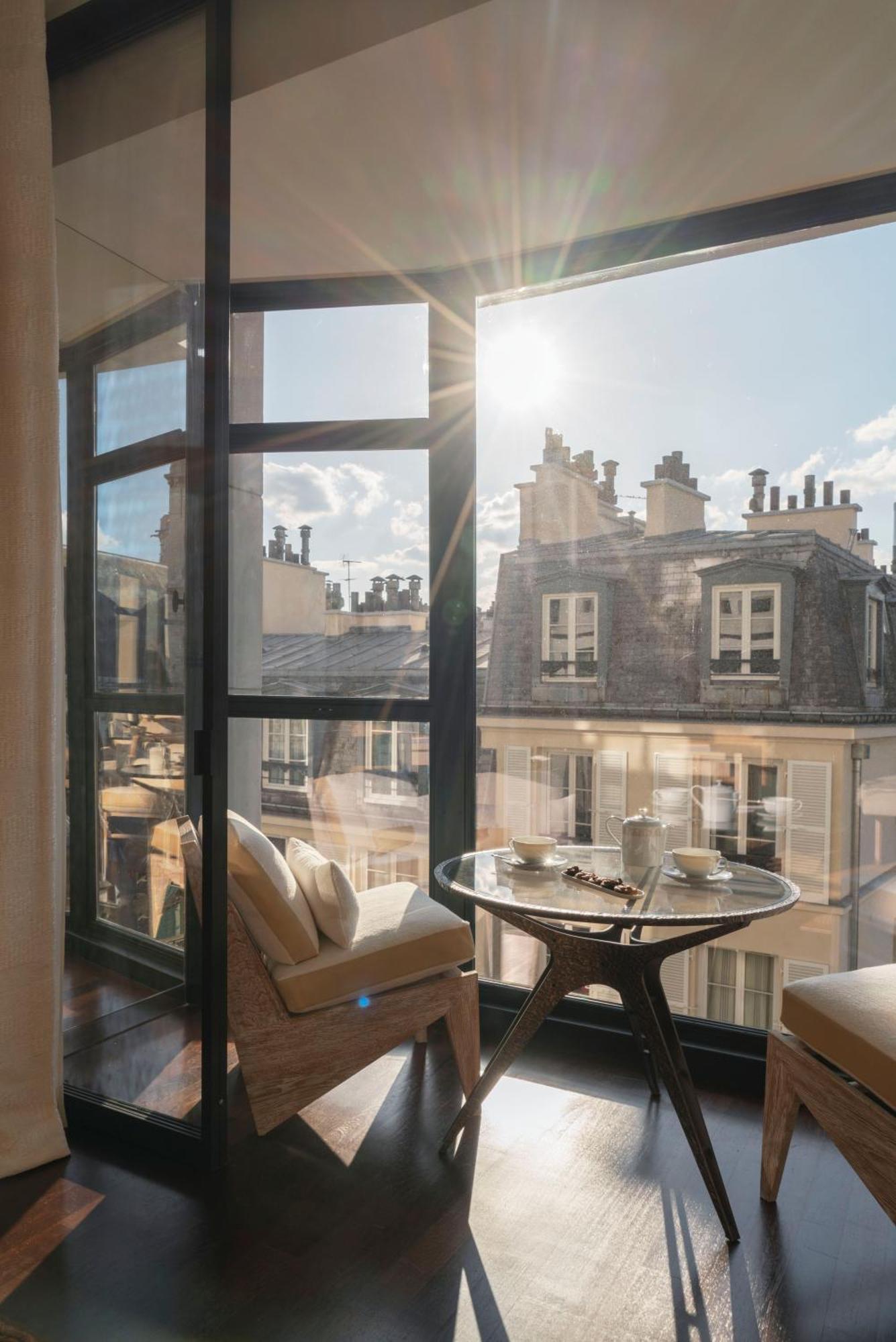 Louvre Deluxe room