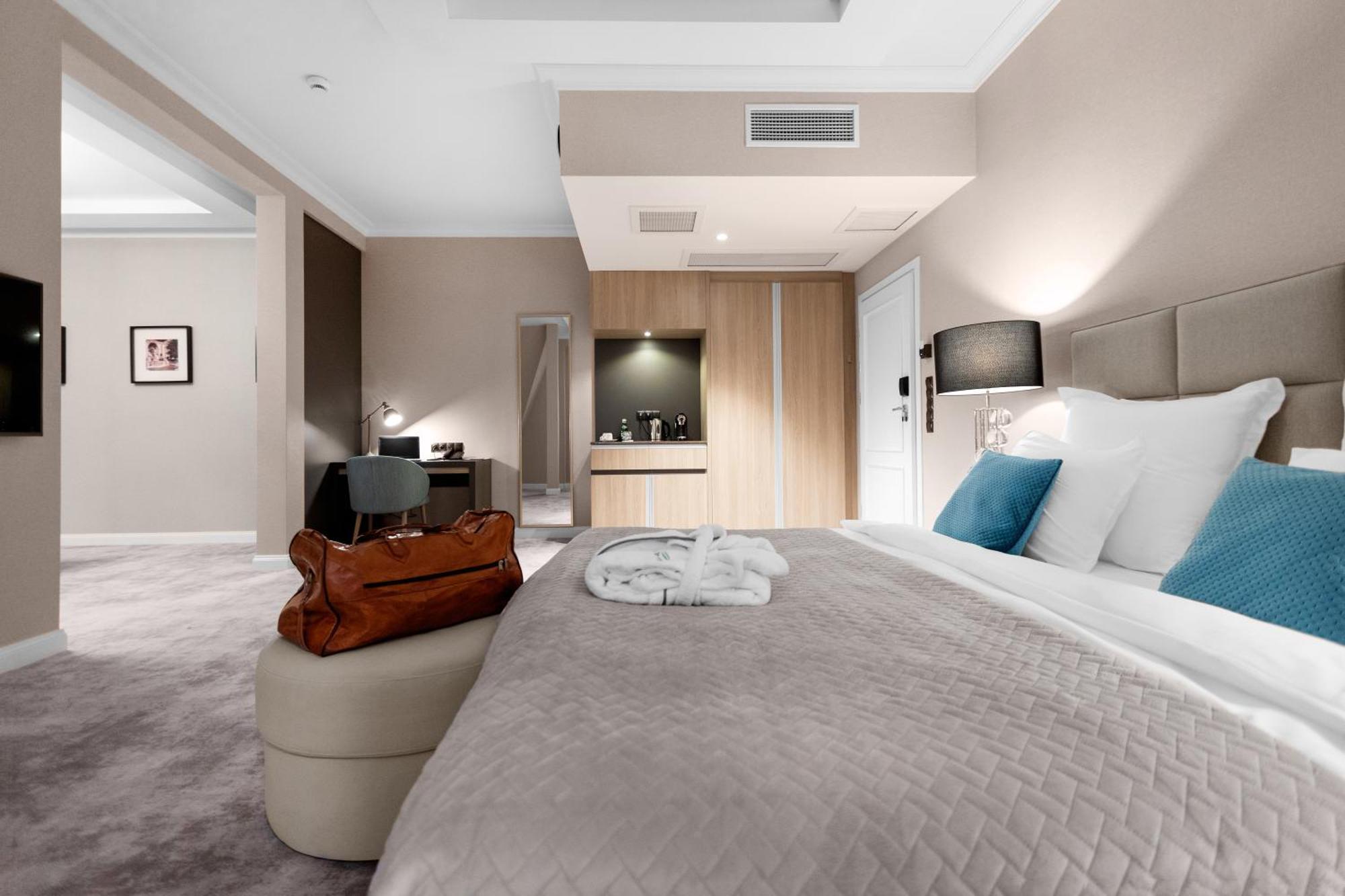 Royal Apartment