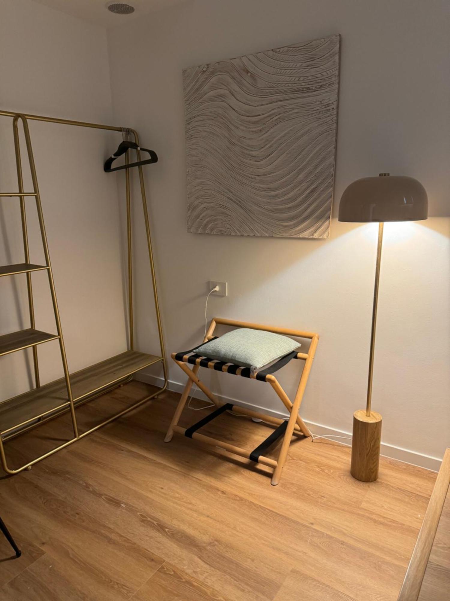 Double Room Private Bathroom