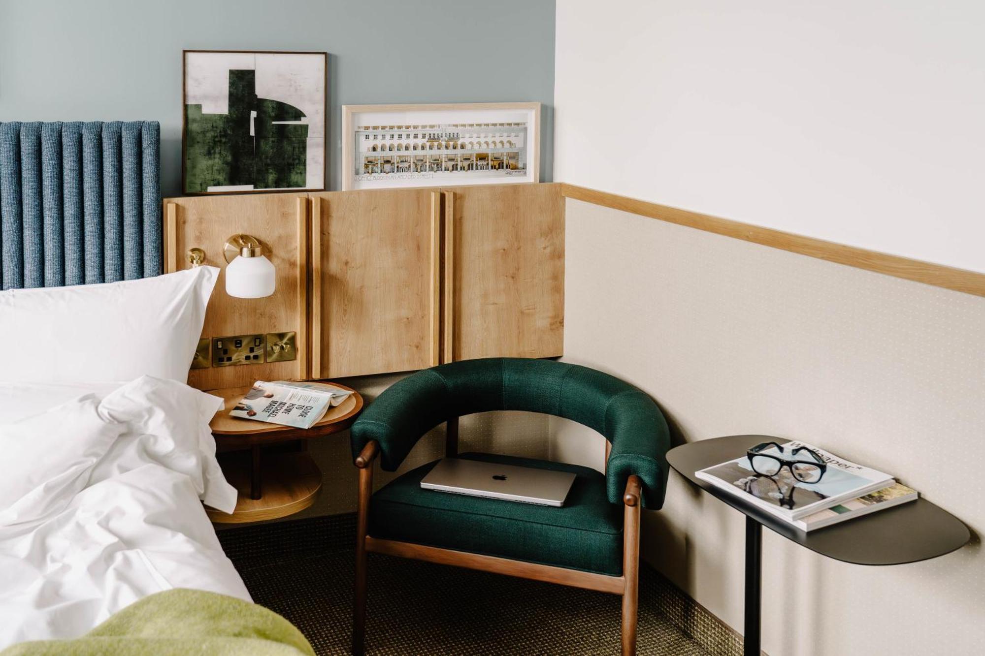 Club Room