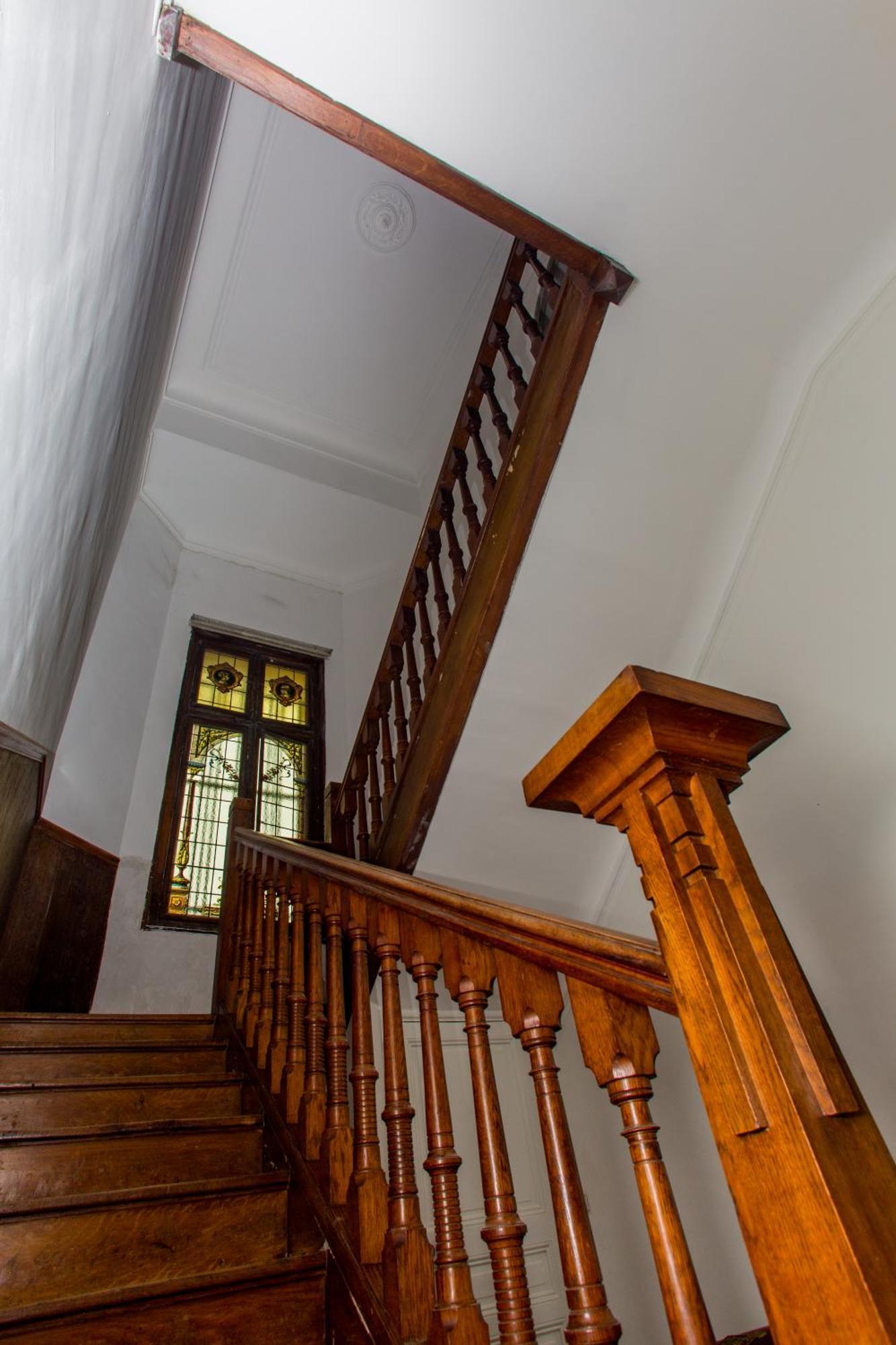 Family Room,1635395199:JPEG