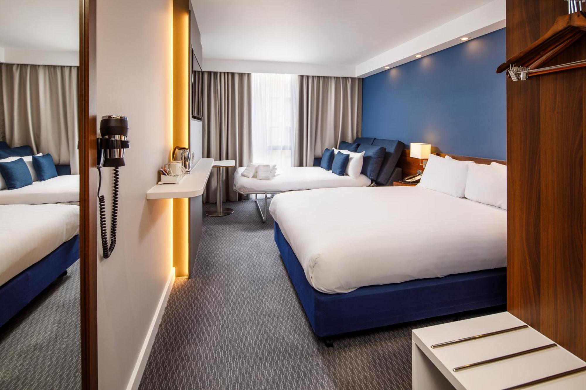 Standard Double Room Sofa Bed Hot