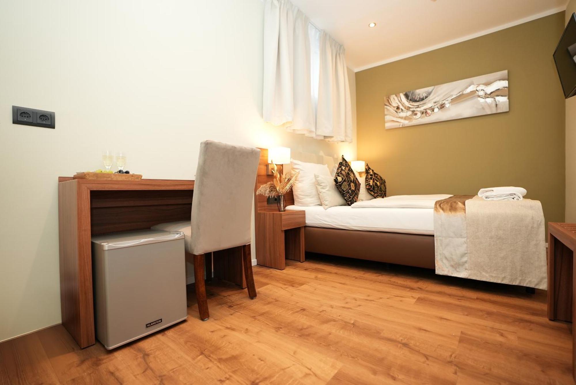 Budget Double Room Basement