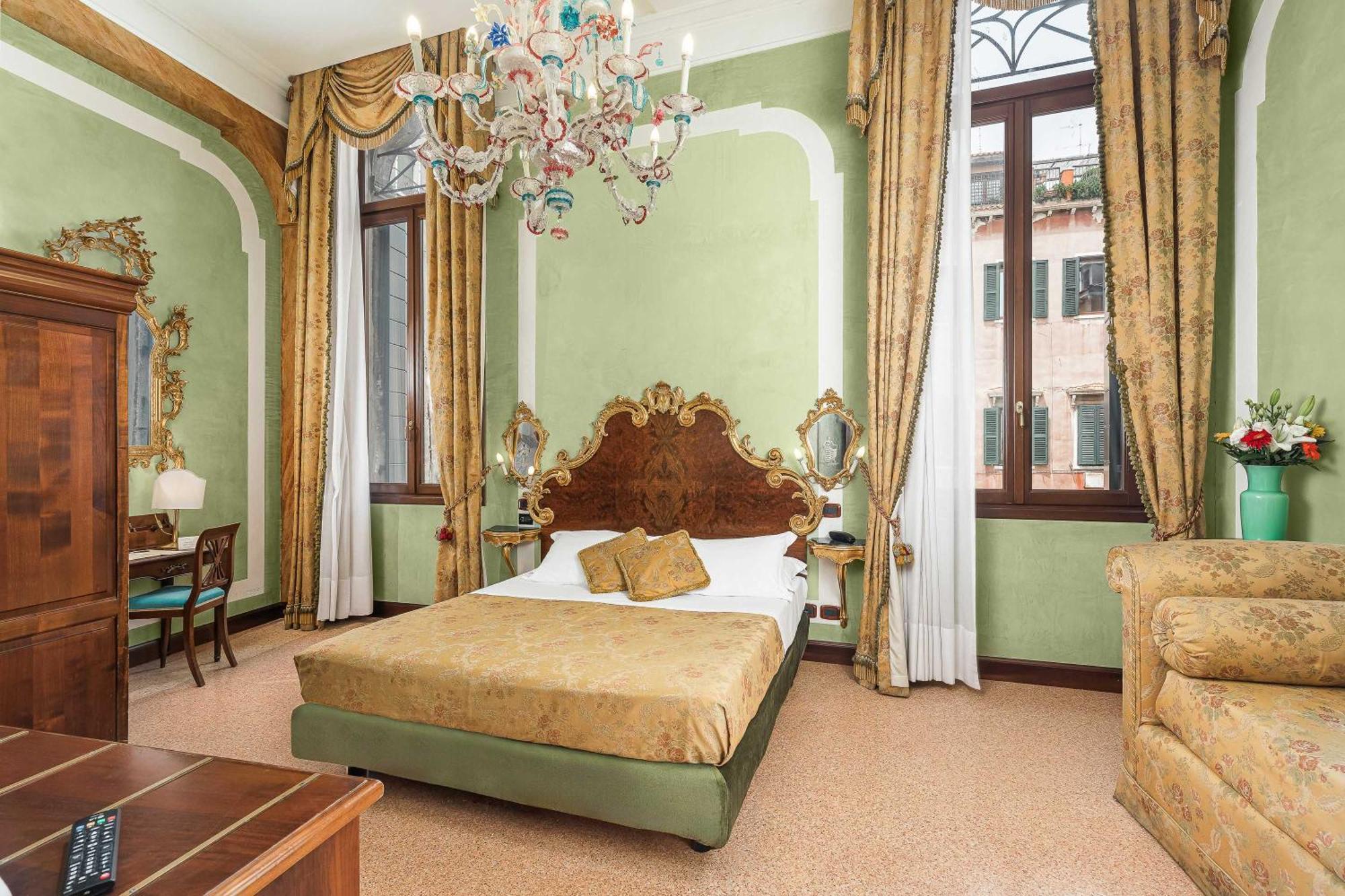 Luxury Double or Twin Room with Canal View,1658748069:JPEG