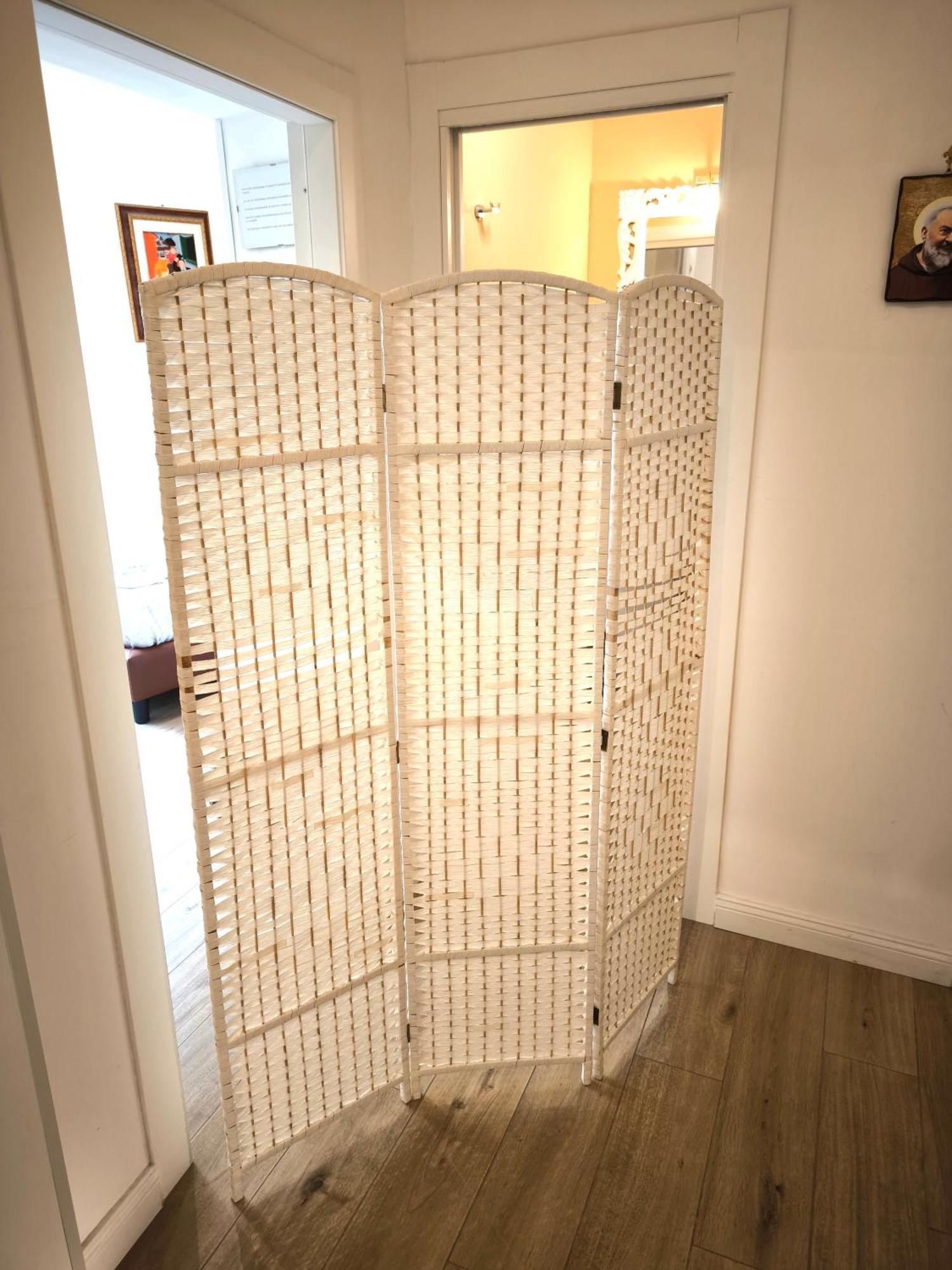 Single Room Private External Bathroom
