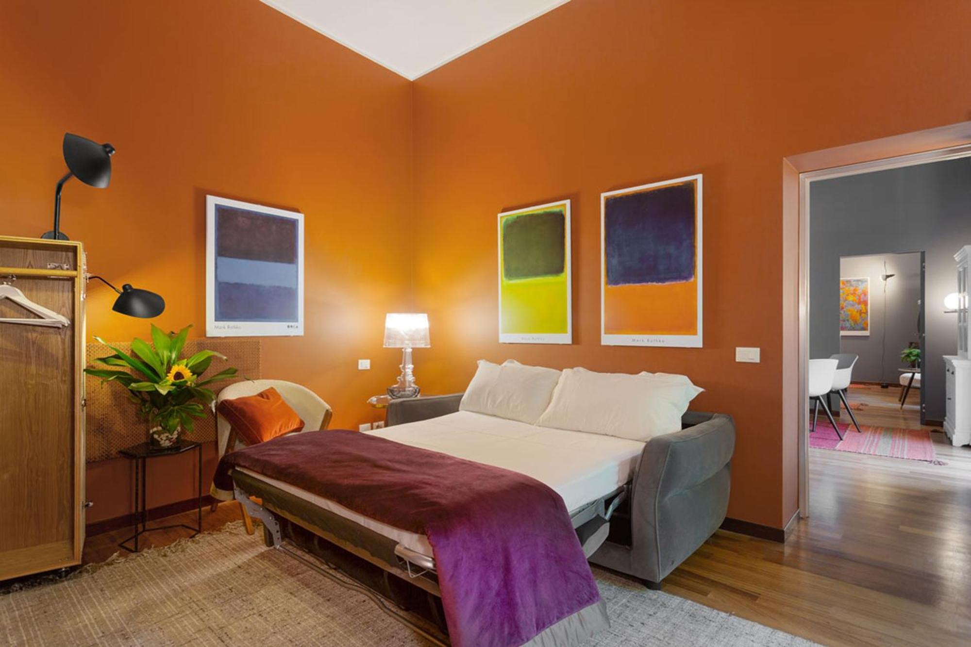 One-Bedroom Deluxe Apartment