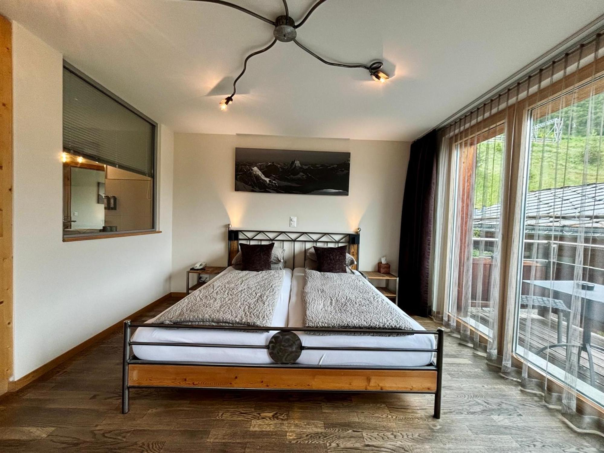 Style Double Room with Matterhorn View,1602332796:JPEG