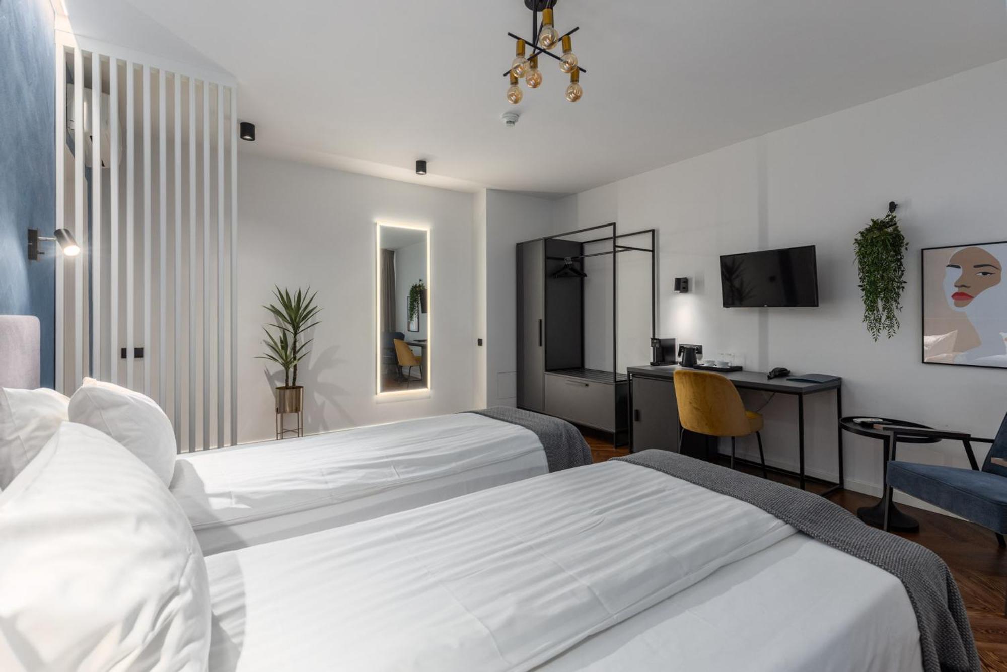 Comfort Twin Room