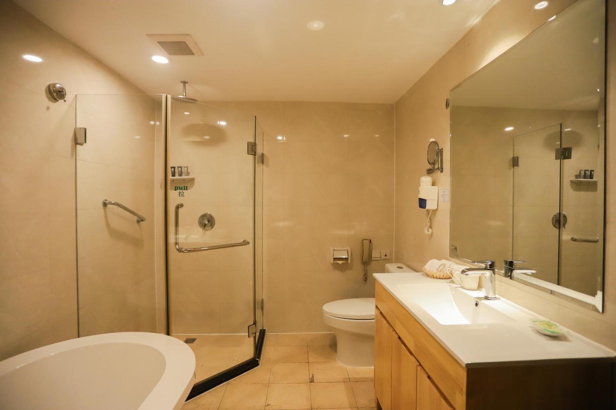Superior Queen Room