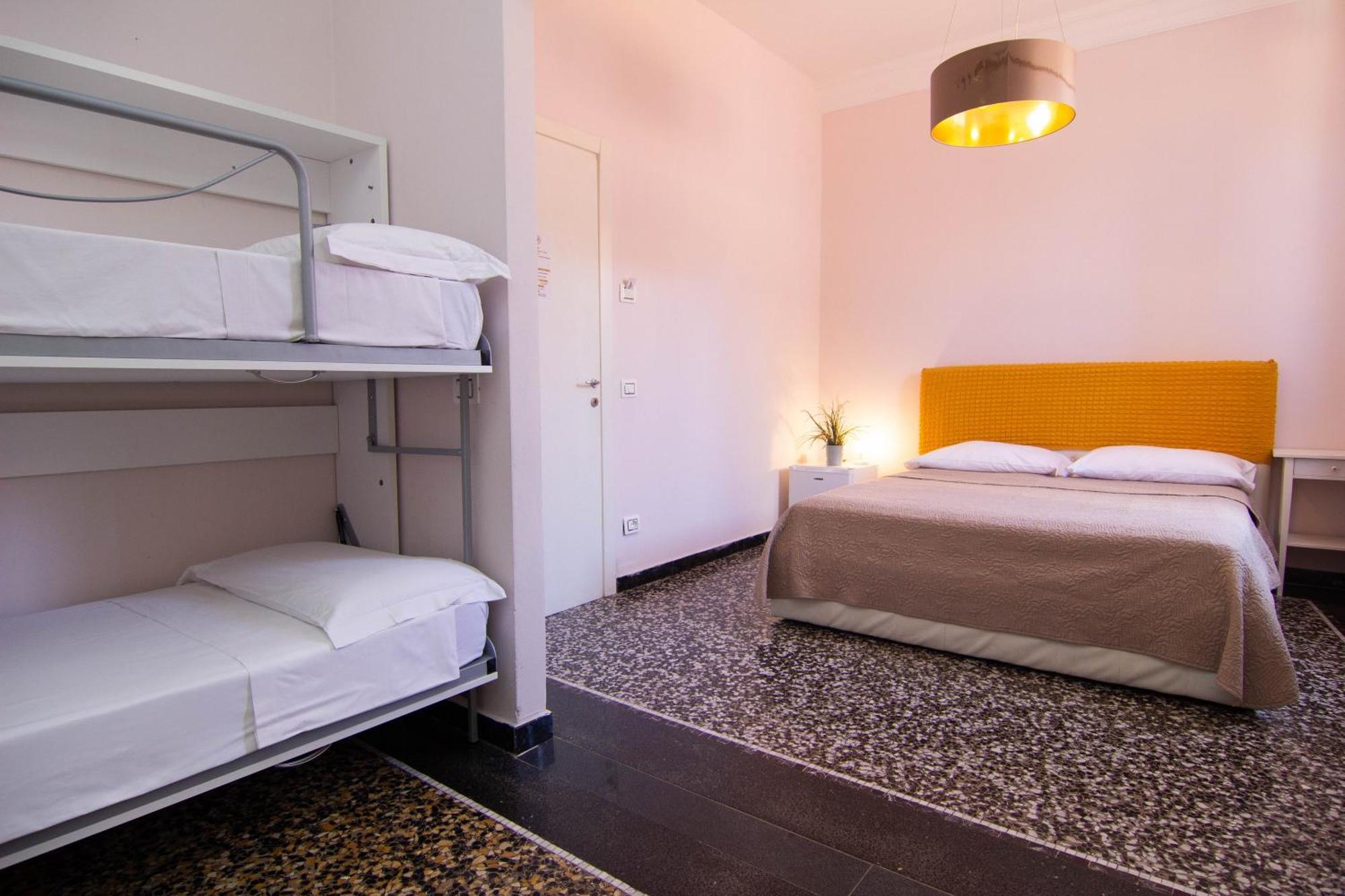 Quadruple Room Private Bathroom