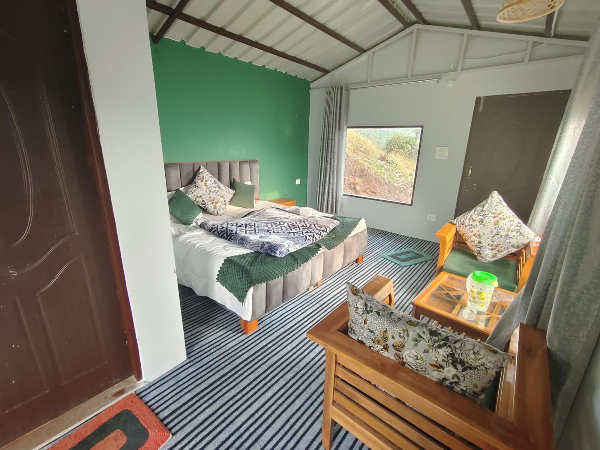 Deluxe Double Room with Balcony